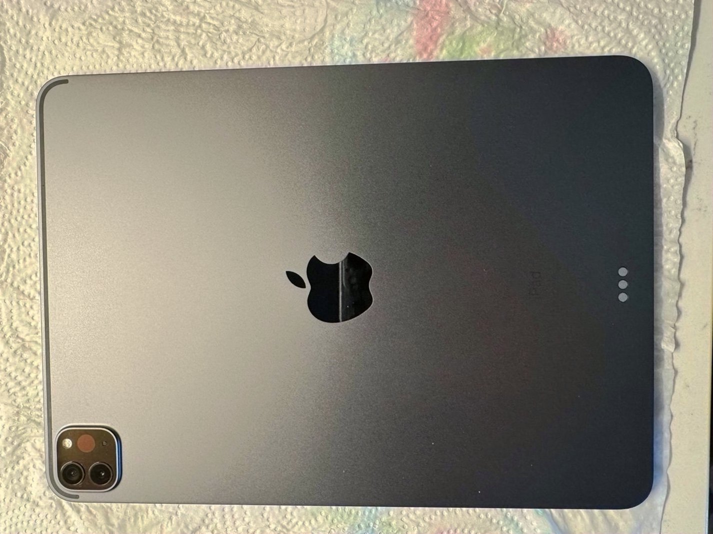 Apple iPad Pro 3rd Generation 128GB Unlocked Used image 5