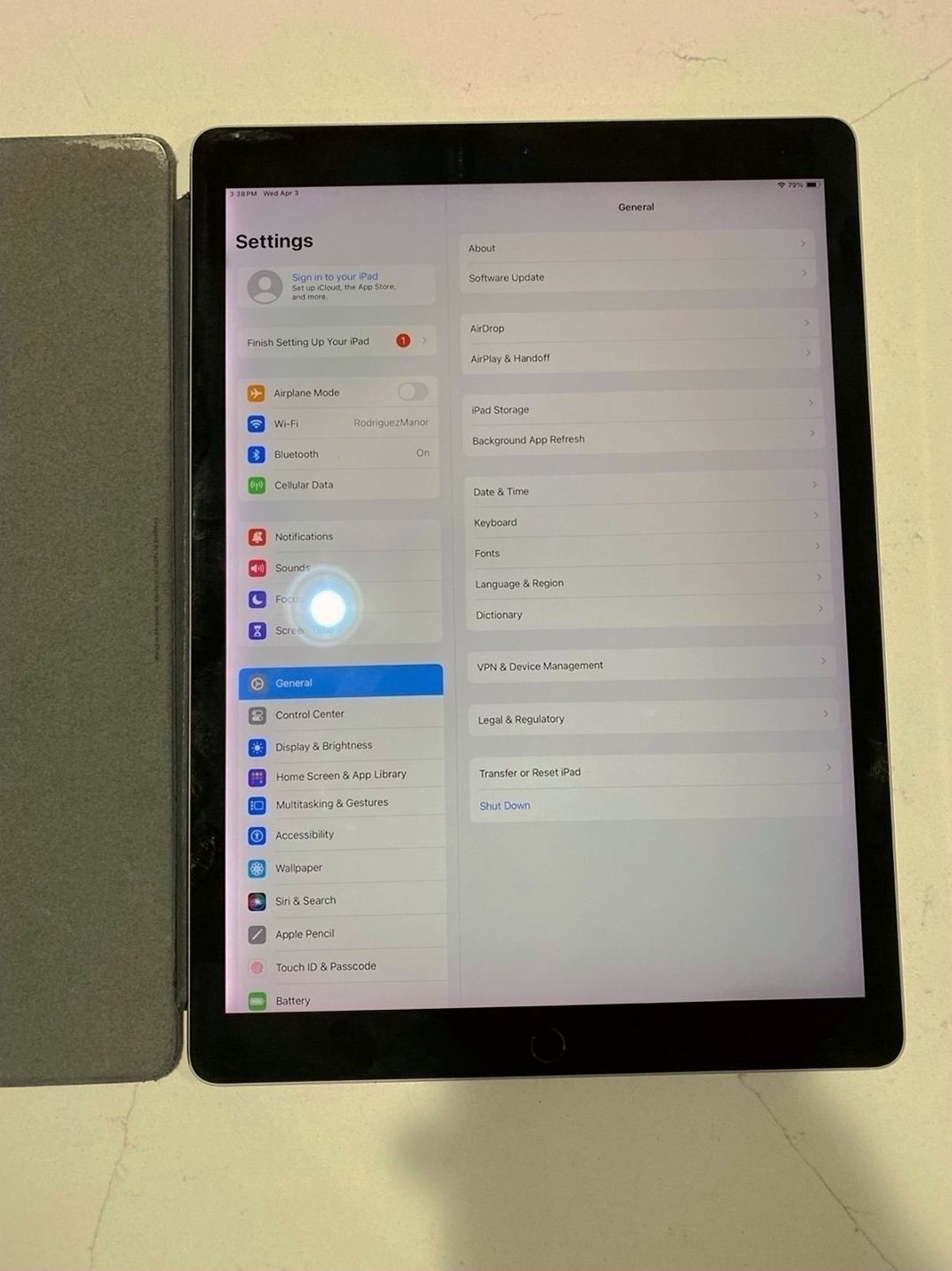 Apple iPad Pro 12.9 inch 64GB WiFi Unlocked - Used image 3