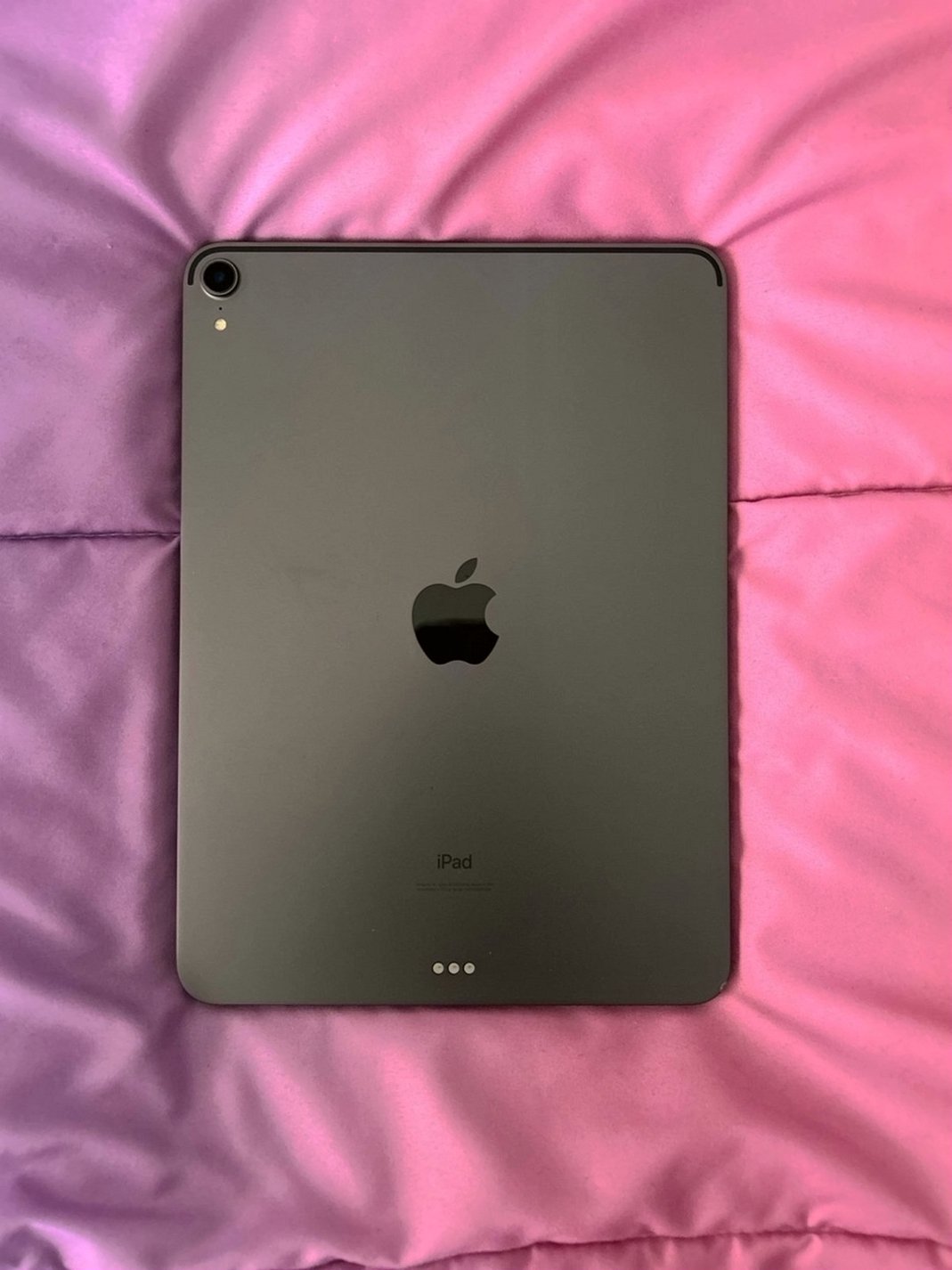 Apple iPad Pro 11-inch 256GB Space Gray Unlocked - Used image 5