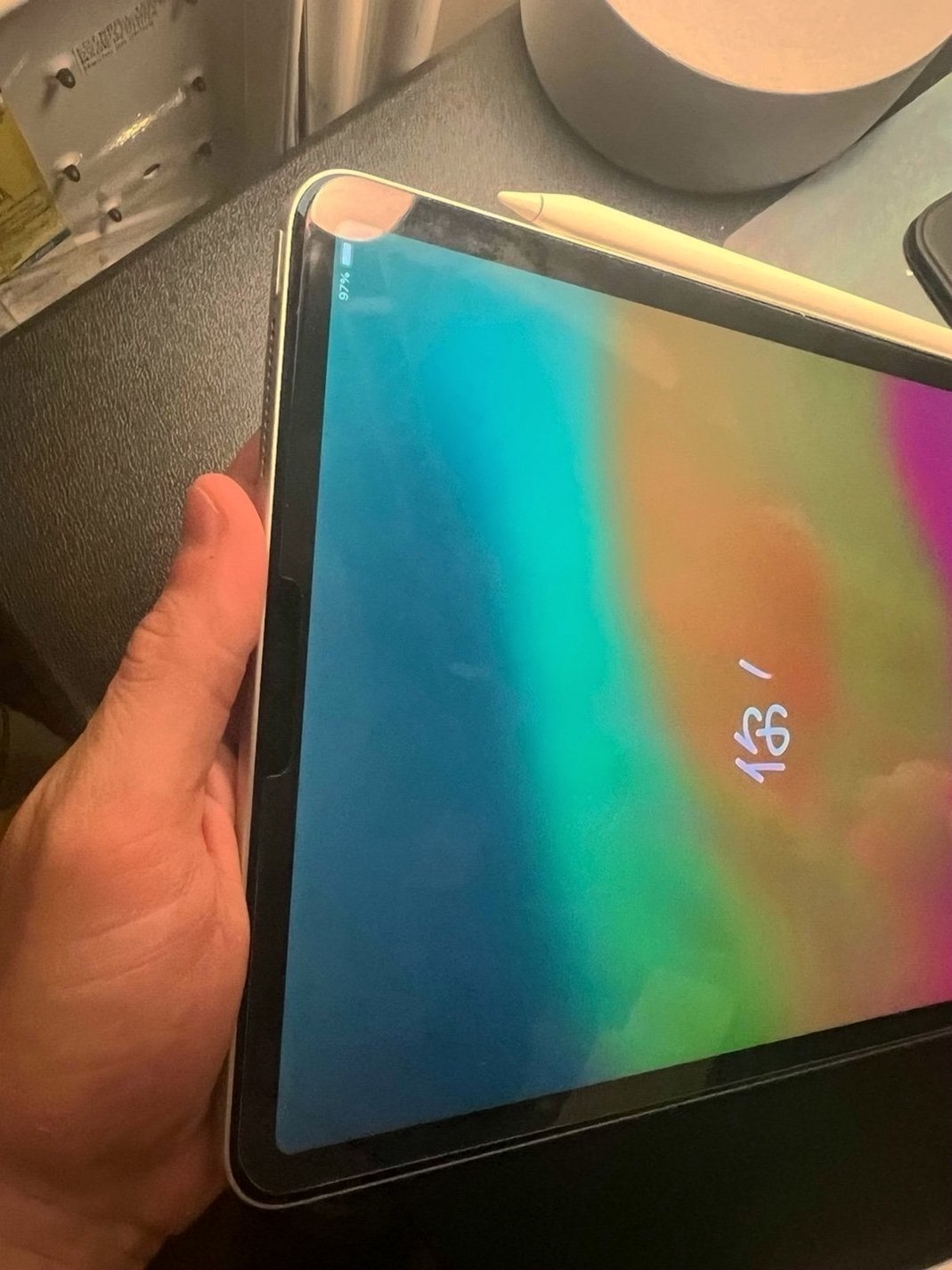 Apple iPad Pro 11 inch 64GB Space Gray Unlocked Used image 2