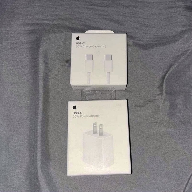 Apple iPad Pro 11-inch 128GB Space Gray Unlocked - Used image 4