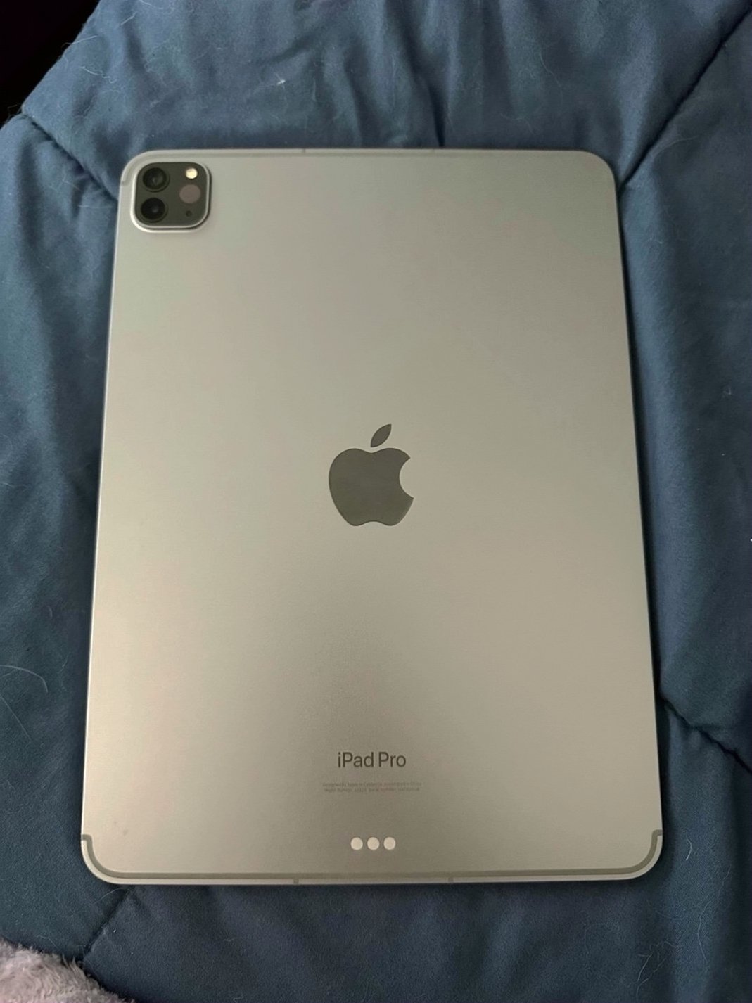 Apple iPad Pro 2TB Space Gray Unlocked - Used image 3