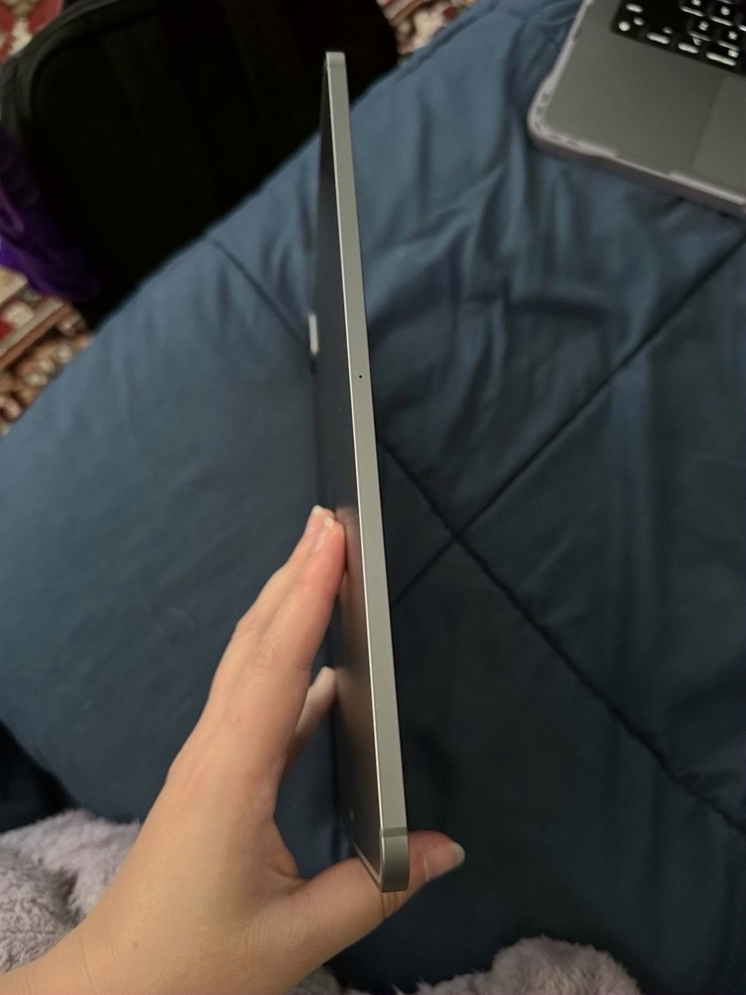 Apple iPad Pro 2TB Space Gray Unlocked - Used image 4