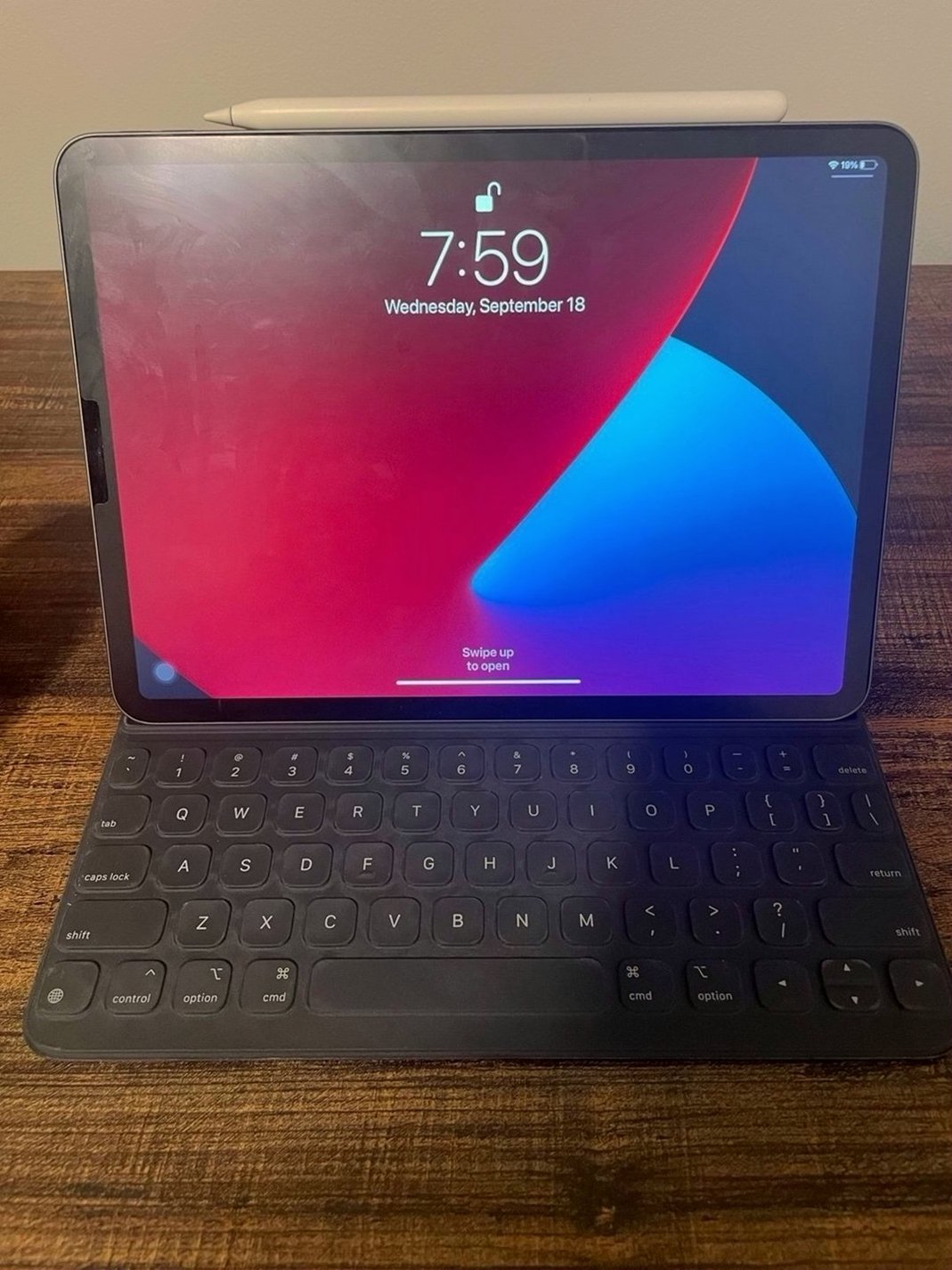 Apple iPad Pro 11in 64GB Space Gray Unlocked - Used