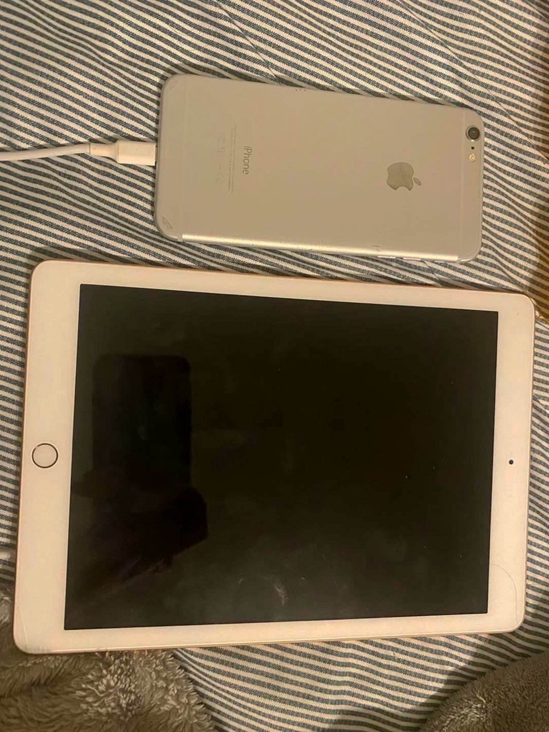 Apple iPad Pro 10in Rose Gold Unlocked Used & iPhone 6s Plus Unlocked - Used image 2
