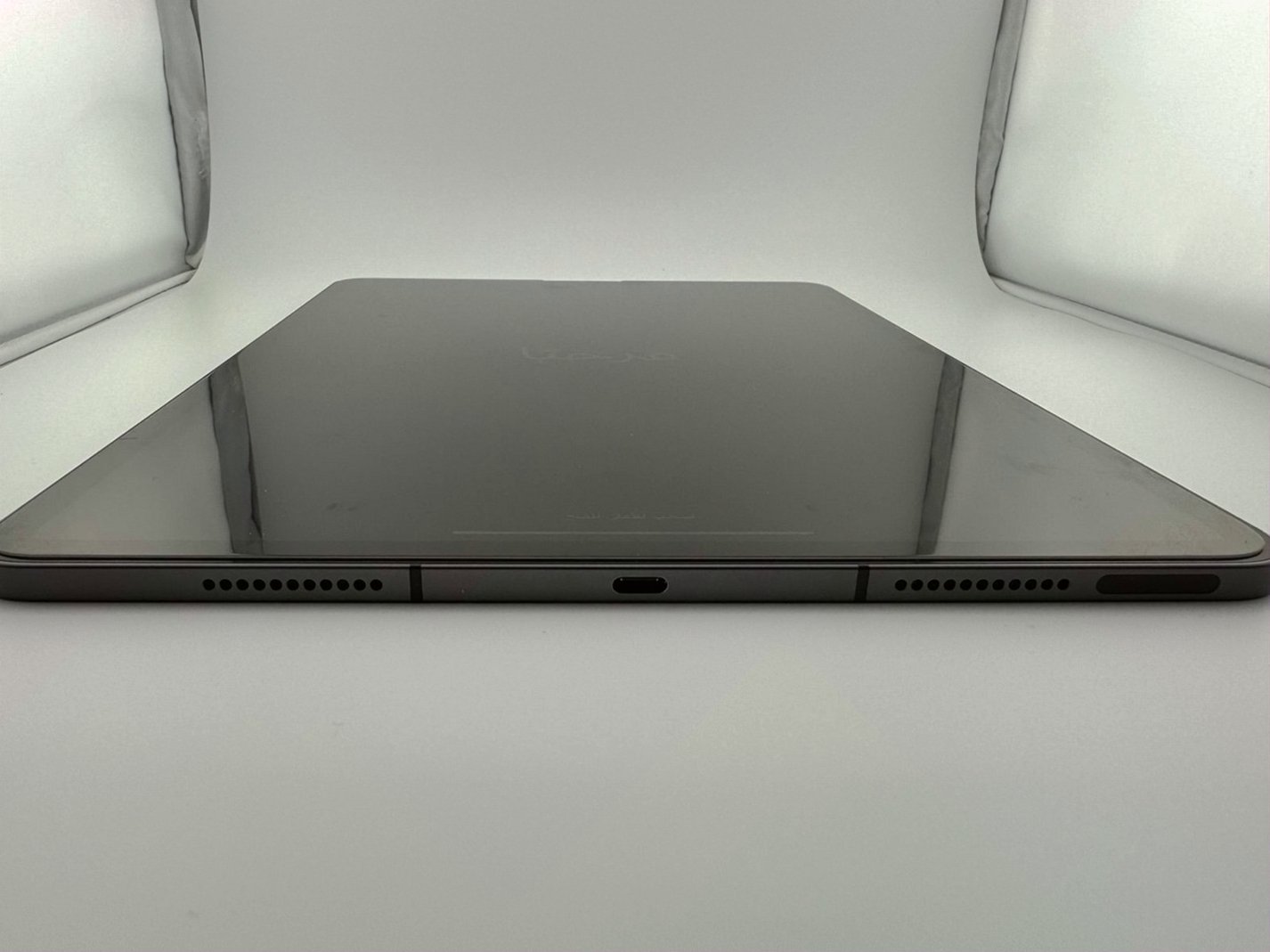 Apple iPad Pro 12.9 Inch 5th Gen 128GB Space Gray Unlocked - Used image 4