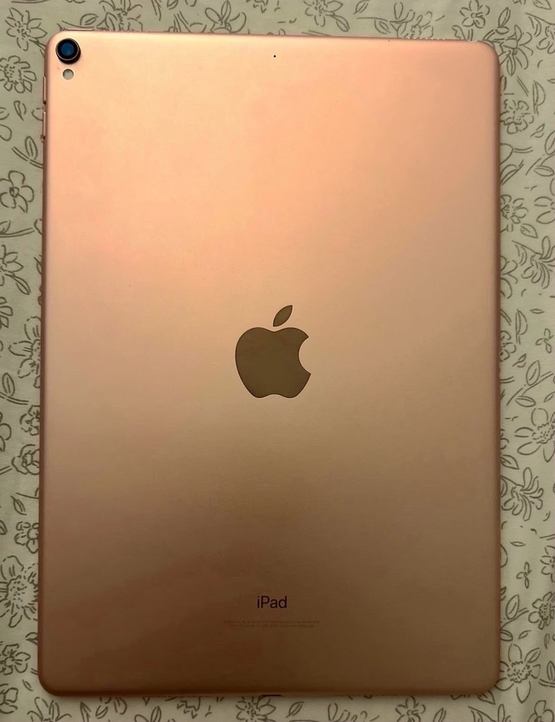 Apple iPad Pro A1701 64GB Rose Gold Unlocked - Used image 3