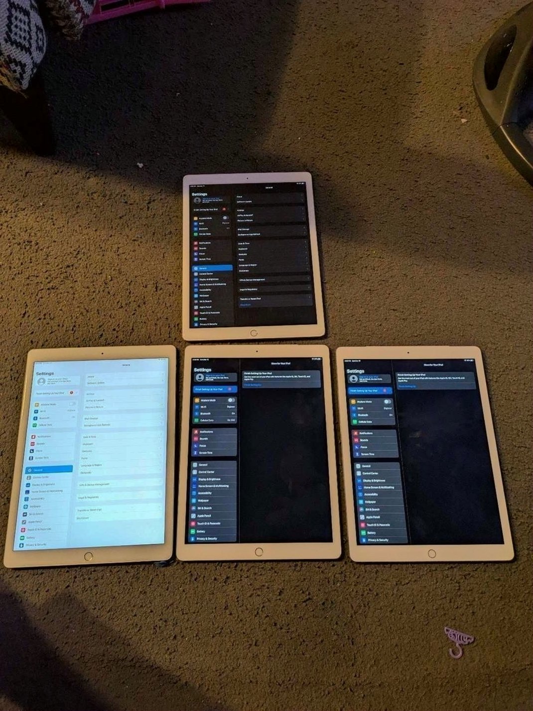 Apple iPad Pro 12.9 128GB Space Gray Unlocked - Used image 2