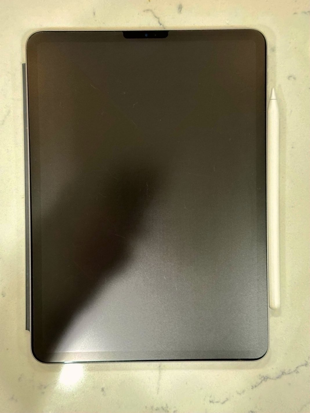 Apple iPad Pro 3rd Generation 64GB Space Gray Unlocked - Used image 3