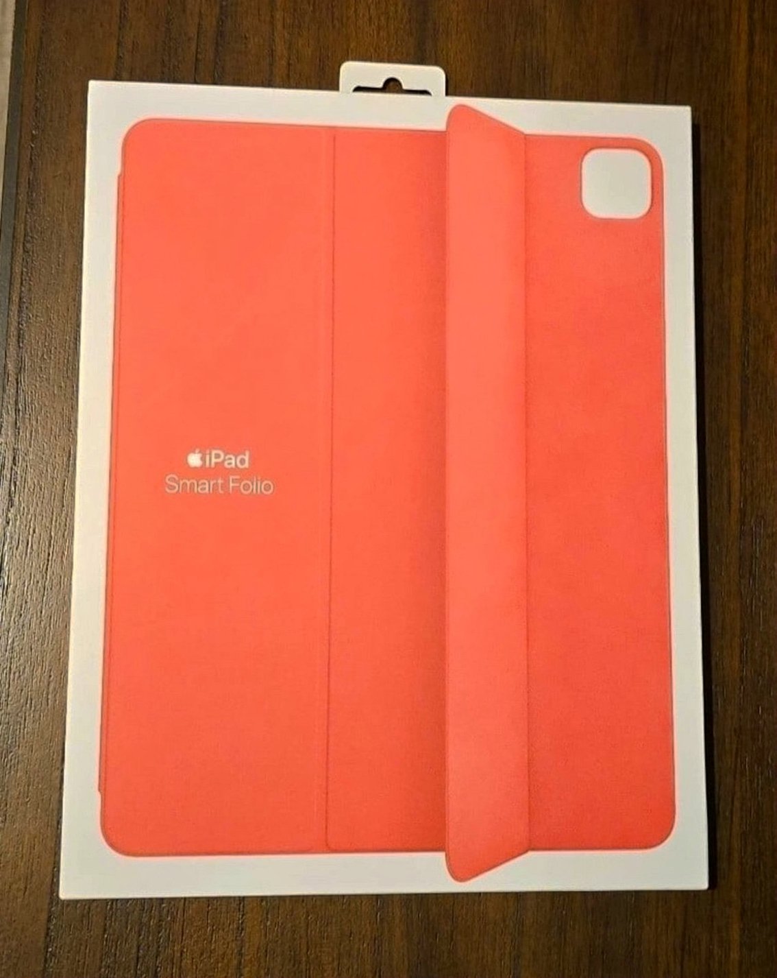 Apple iPad Pro 12.9 4th Gen 256GB Gray Unlocked - Used image 3