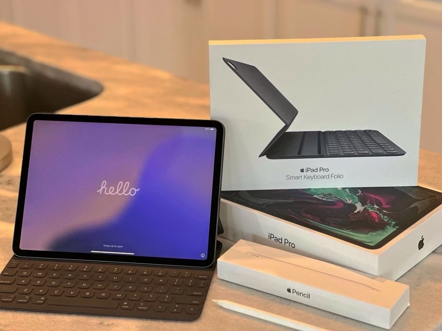 Apple iPad Pro 11 inch 512GB Unlocked Used