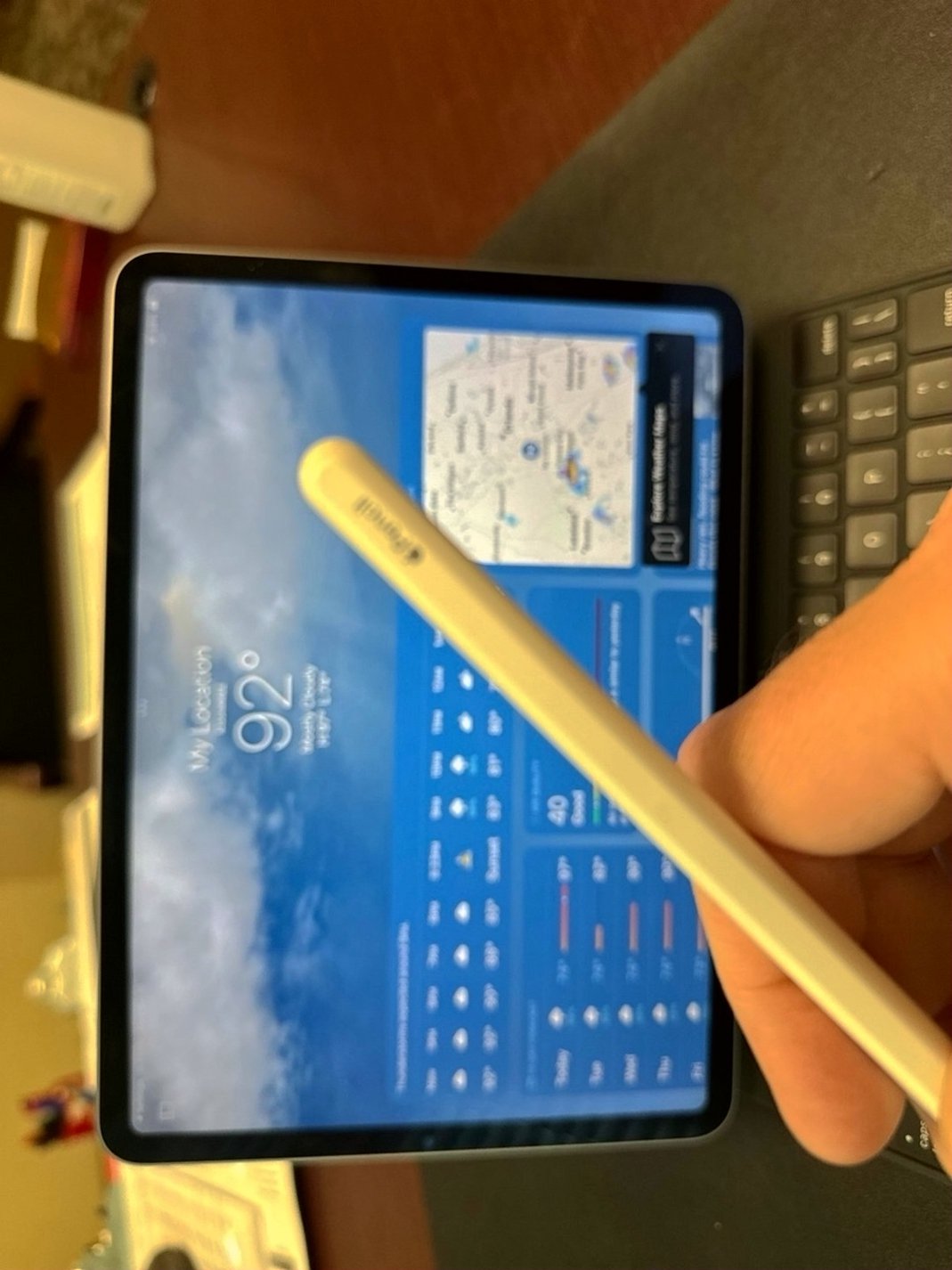Apple iPad Pro 4th Generation 256GB Space Gray Unlocked - Used image 3