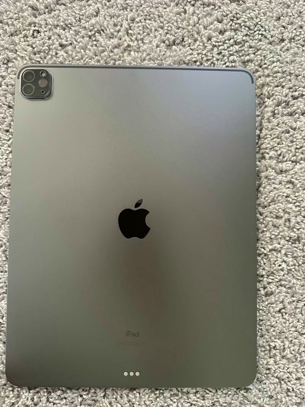 Apple iPad Pro 12.9 128GB Space Gray Unlocked - Used image 2
