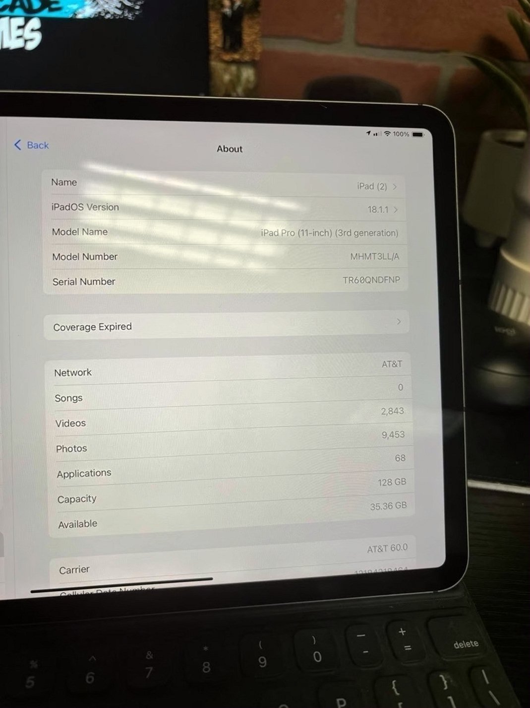 Apple iPad Pro 11” 3rd Gen 128GB Space Gray Unlocked - Used image 3