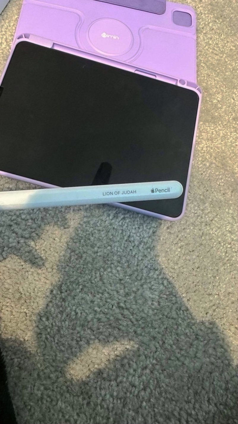 Apple iPad Pro 11 inch 4th Generation 256GB Silver Unlocked - Used image 5