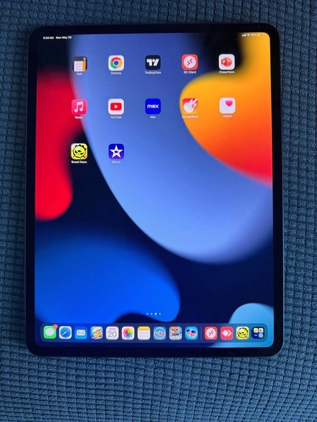 Apple iPad Pro 13 inch 256GB Unlocked Used - 7th Generation image 2