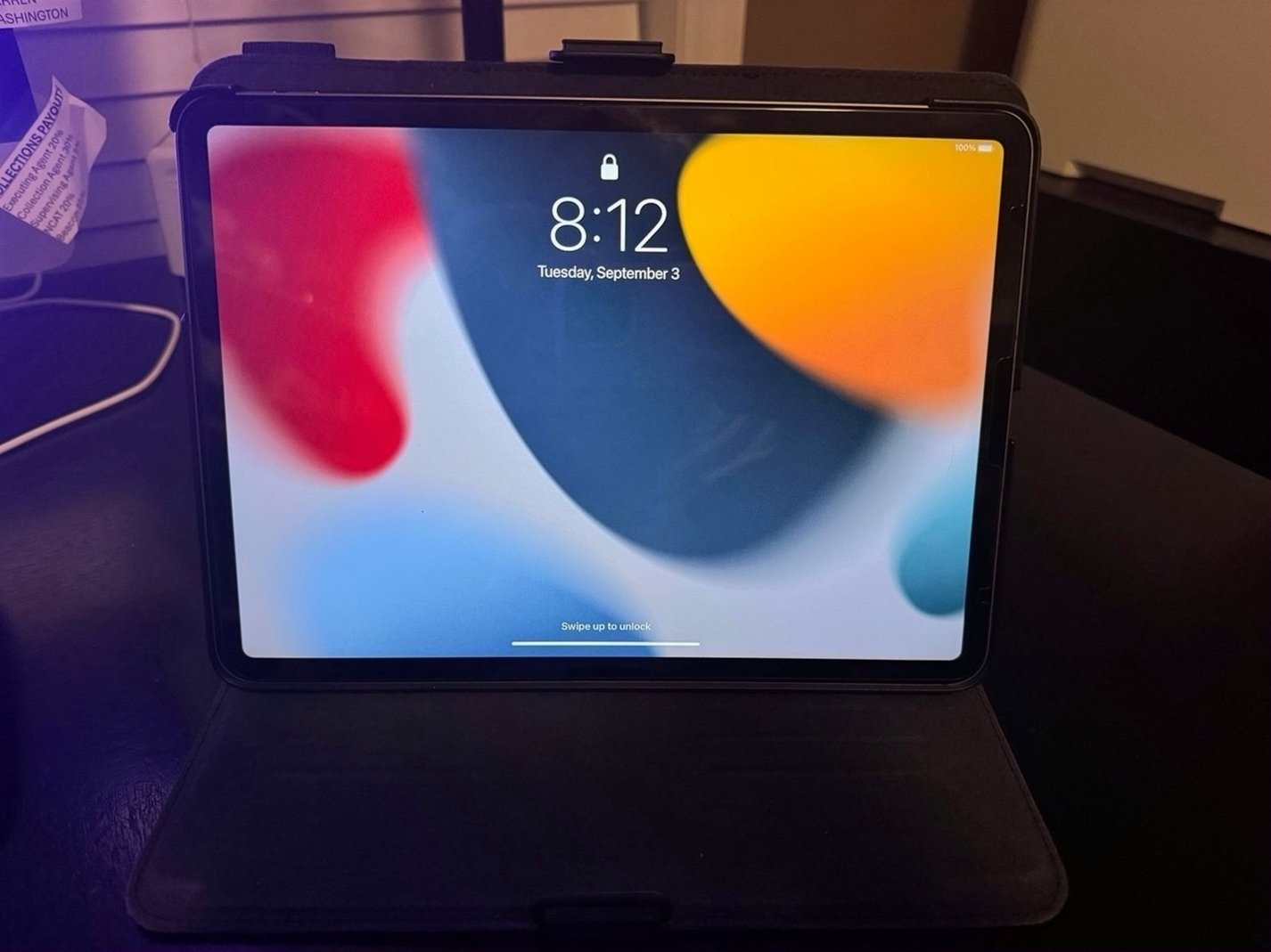 Apple iPad Pro 3rd Generation 128GB Unlocked - Used image 2