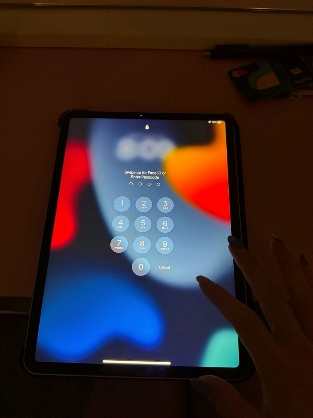 Apple iPad Pro 3rd Generation 256GB Silver Unlocked - Used image 2