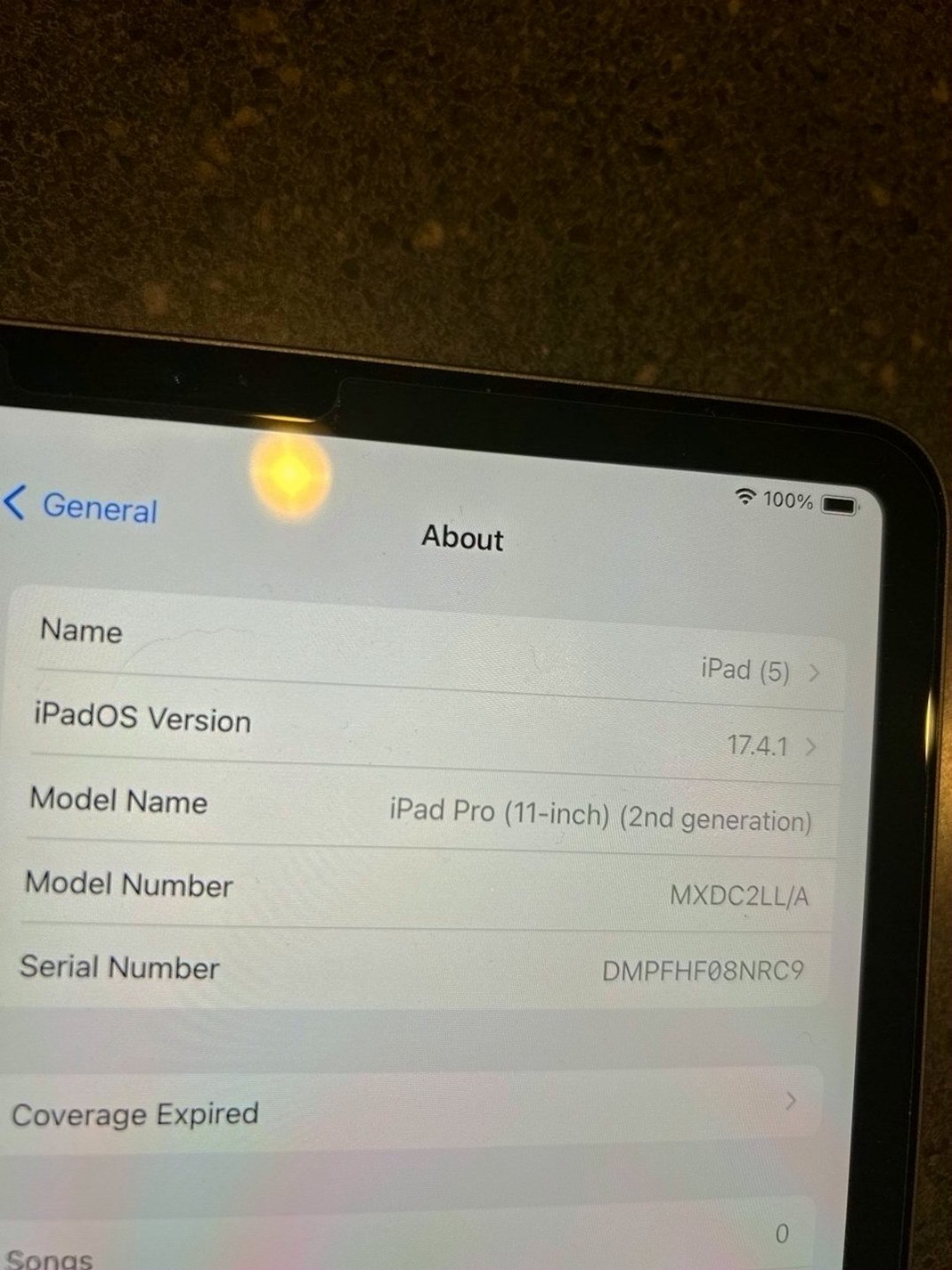 Apple iPad Pro 11 inch 2nd Gen 5F37 Unlocked - Used image 2