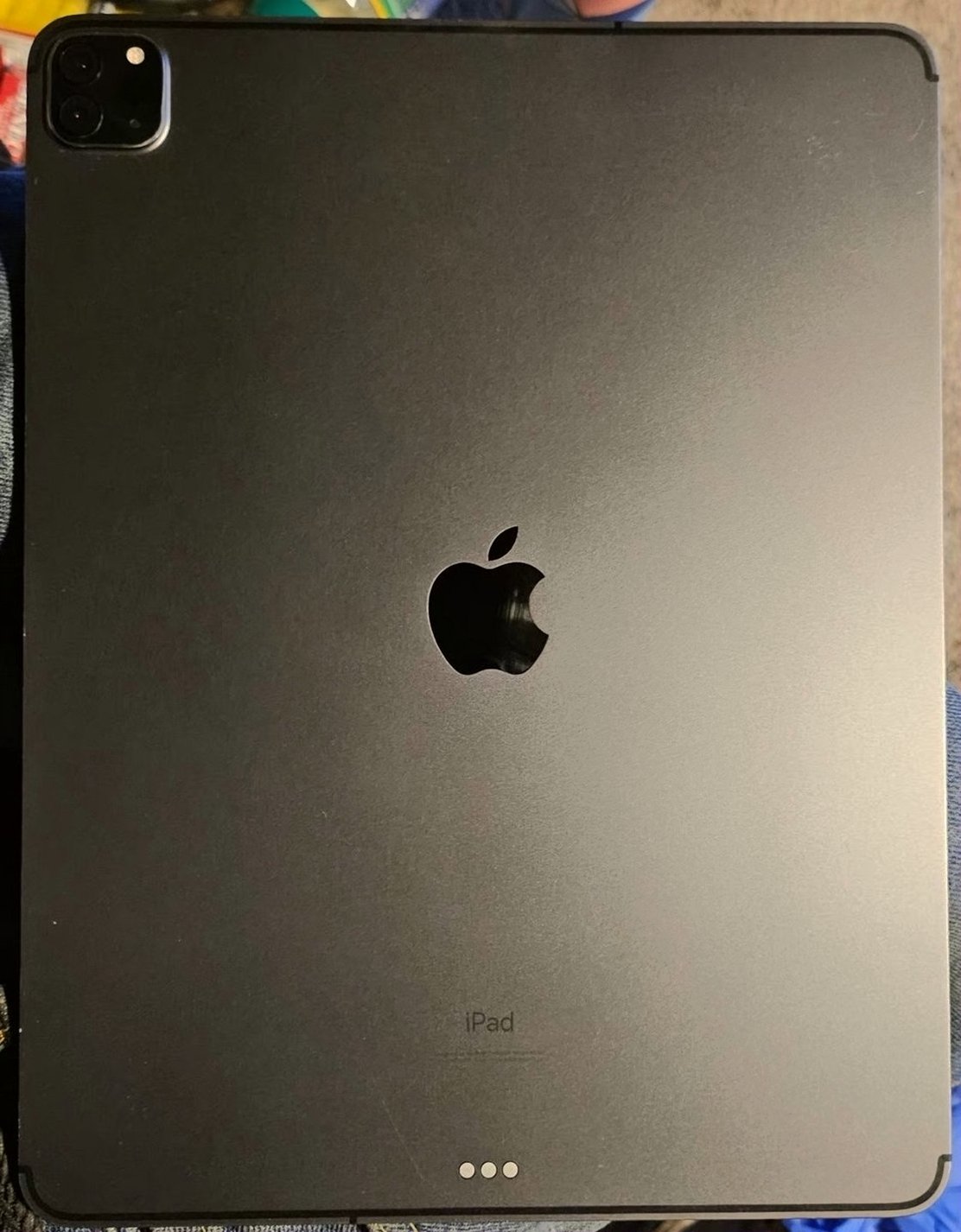 Apple iPad Pro 4th Gen 12.9 1TB Space Grey Unlocked - Used image 2