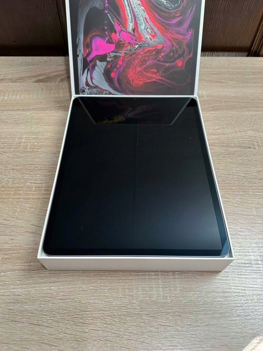 Apple iPad Pro 12.9 inch 3rd Gen 64GB Space Gray Unlocked - Used image 3