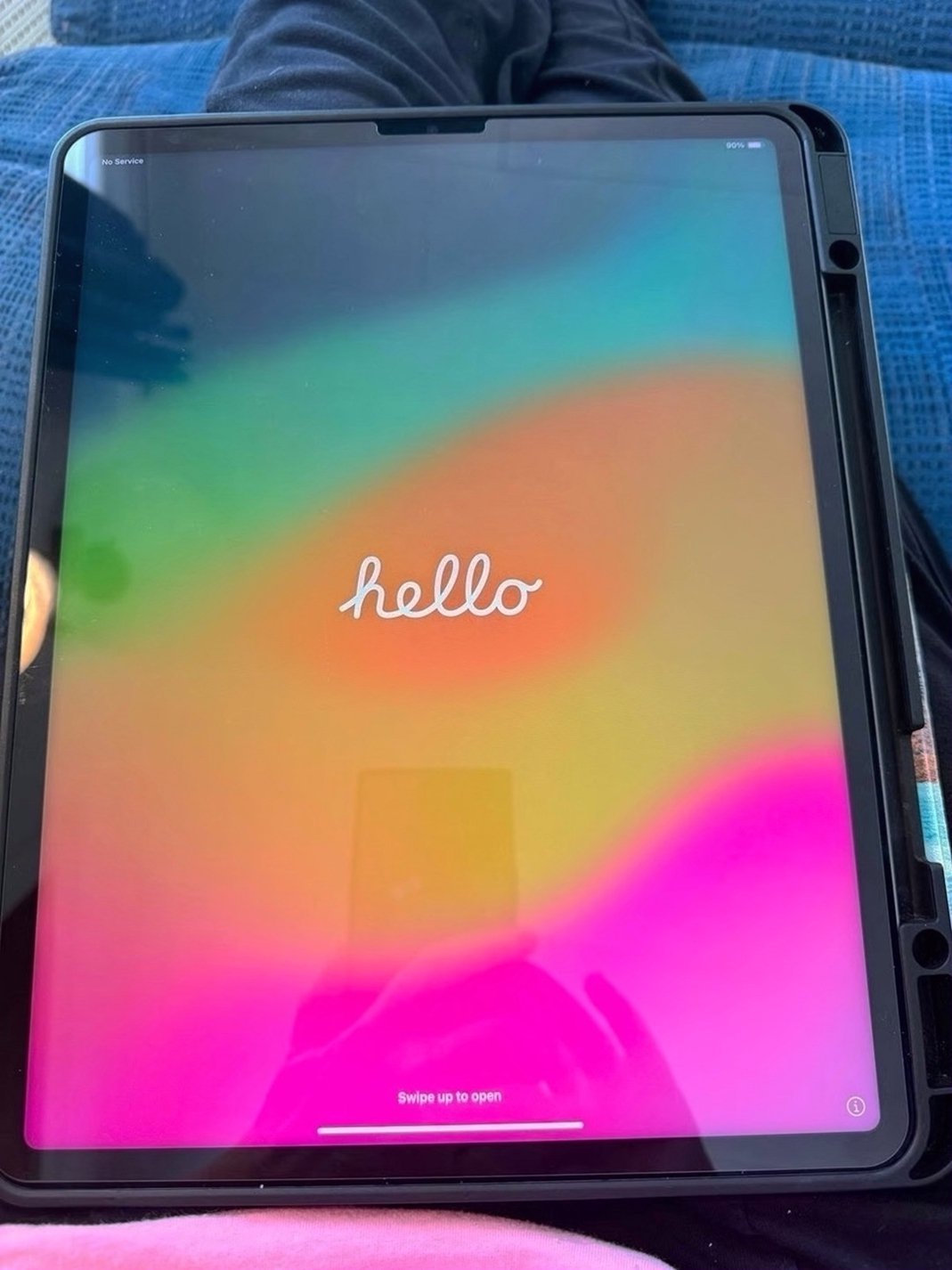Apple iPad Pro 12.9” 5th Gen 128GB Gray Unlocked - Used image 3