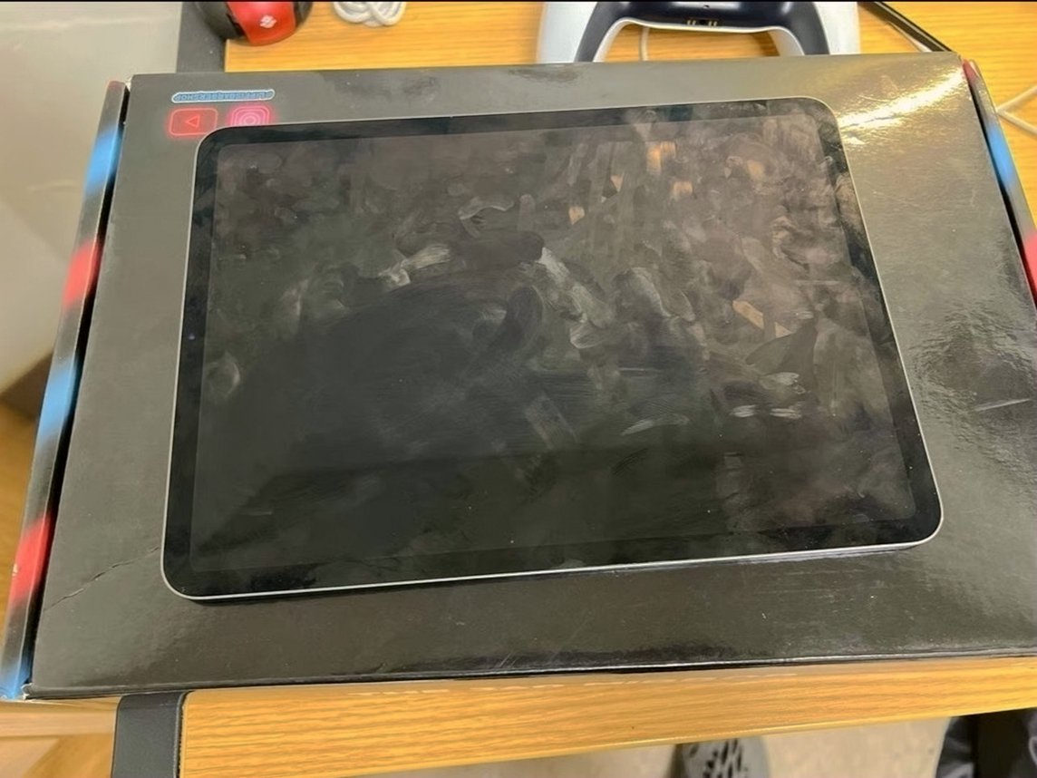 Apple iPad Pro 11 inch 6L52 WiFi Unlocked Used image 2