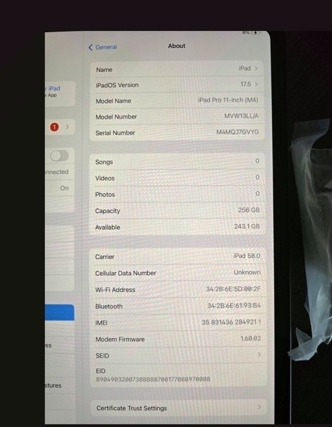 Apple iPad Pro M4 256GB Unlocked Used image 4