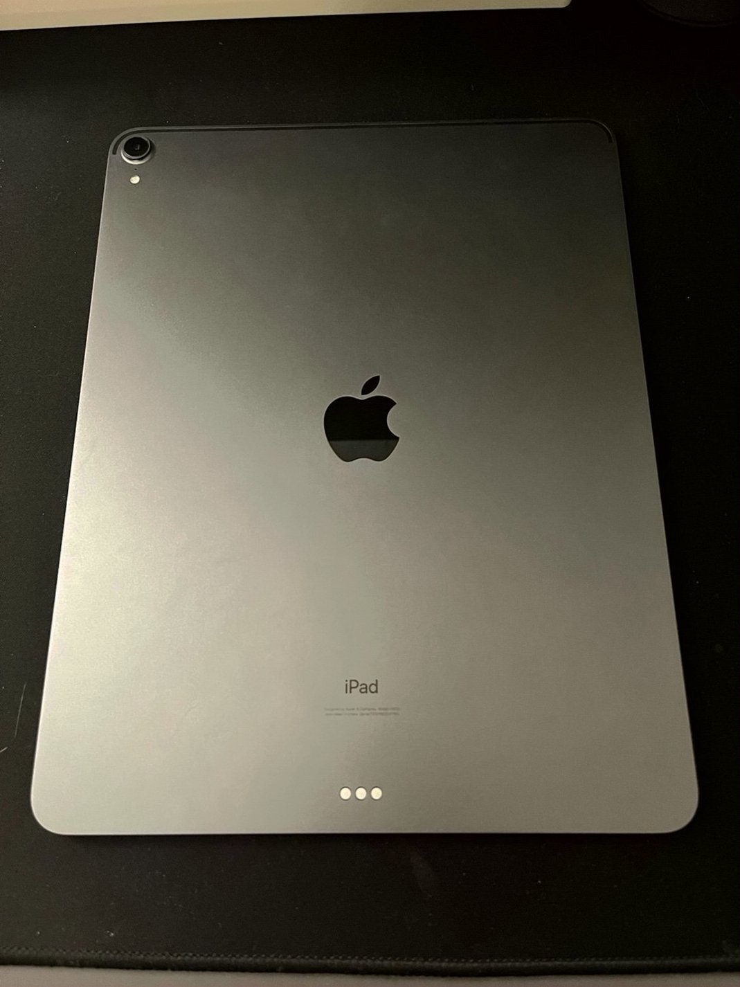 Apple iPad Pro 3rd Generation 64GB Space Gray Unlocked - Used image 2
