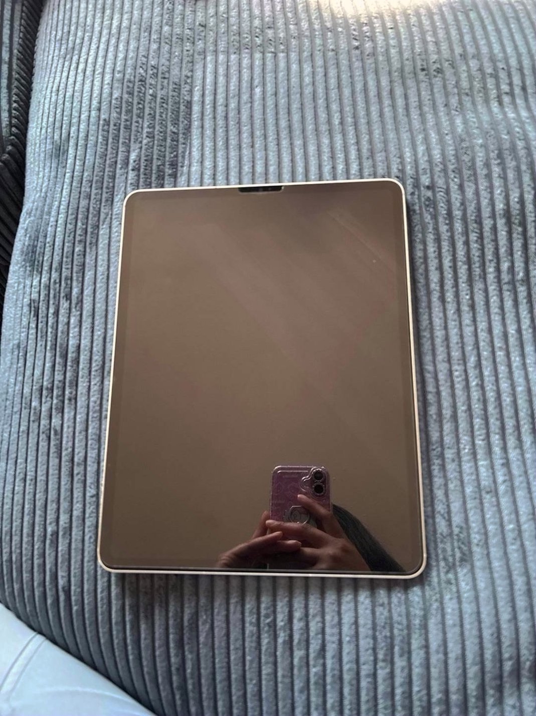 Apple iPad Pro 5th Generation 256GB Silver Unlocked - Used