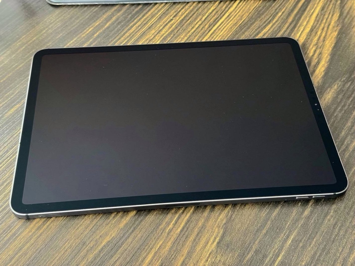 Apple iPad Pro 3rd Generation 11” 256GB Space Gray Unlocked - Used