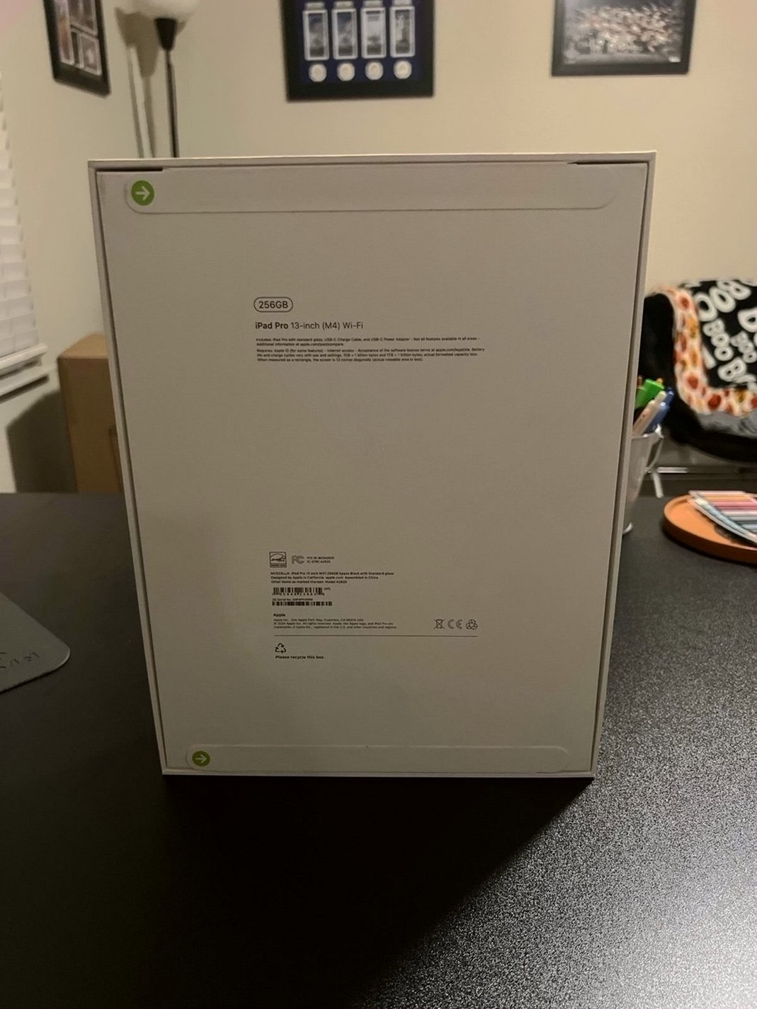 Apple iPad Pro 13 inch M4 256GB Space Black Unlocked - Used image 3