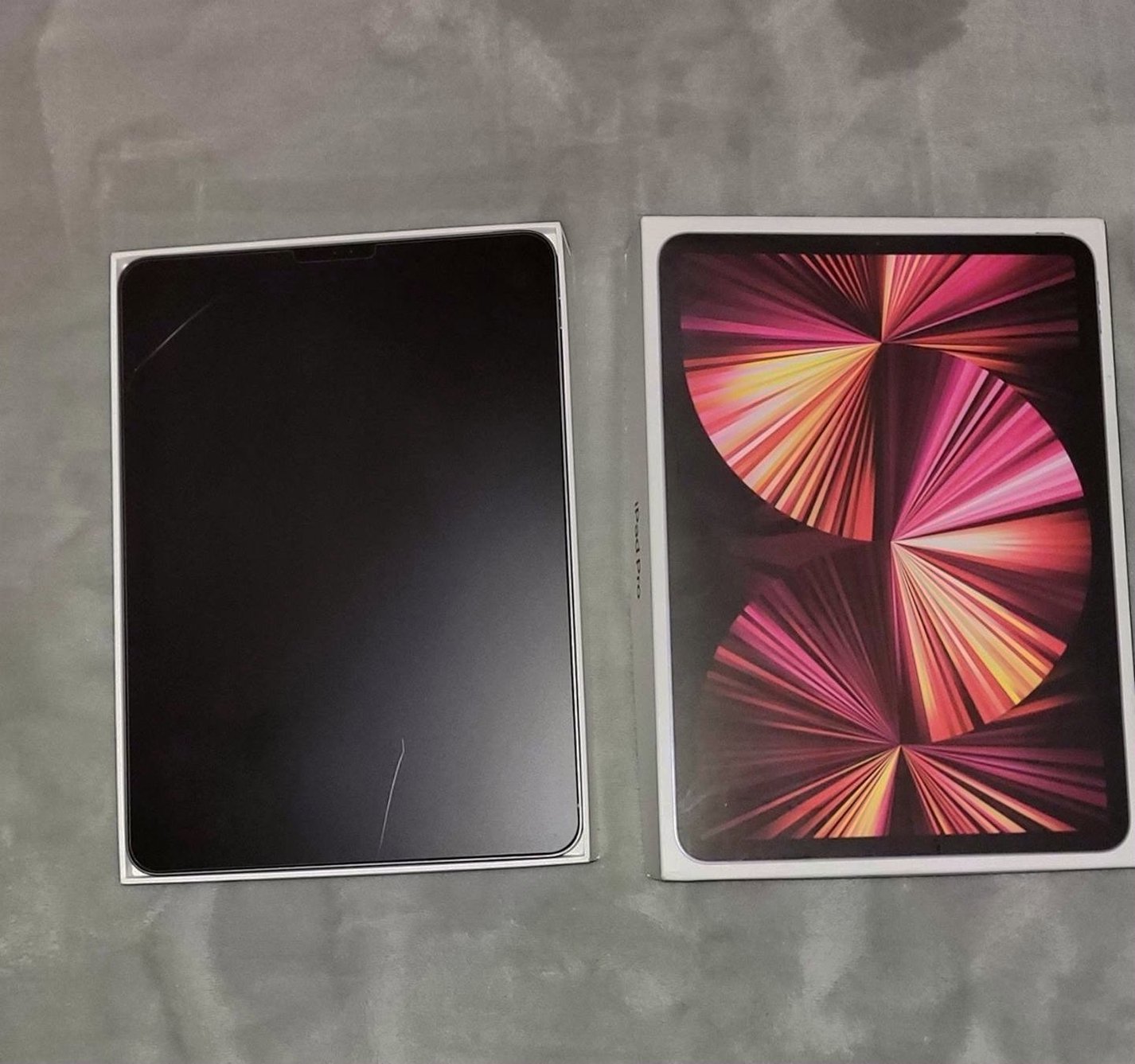 Apple iPad Pro 11 inch 3rd Gen 128GB Wi-Fi Unlocked - Used image 3