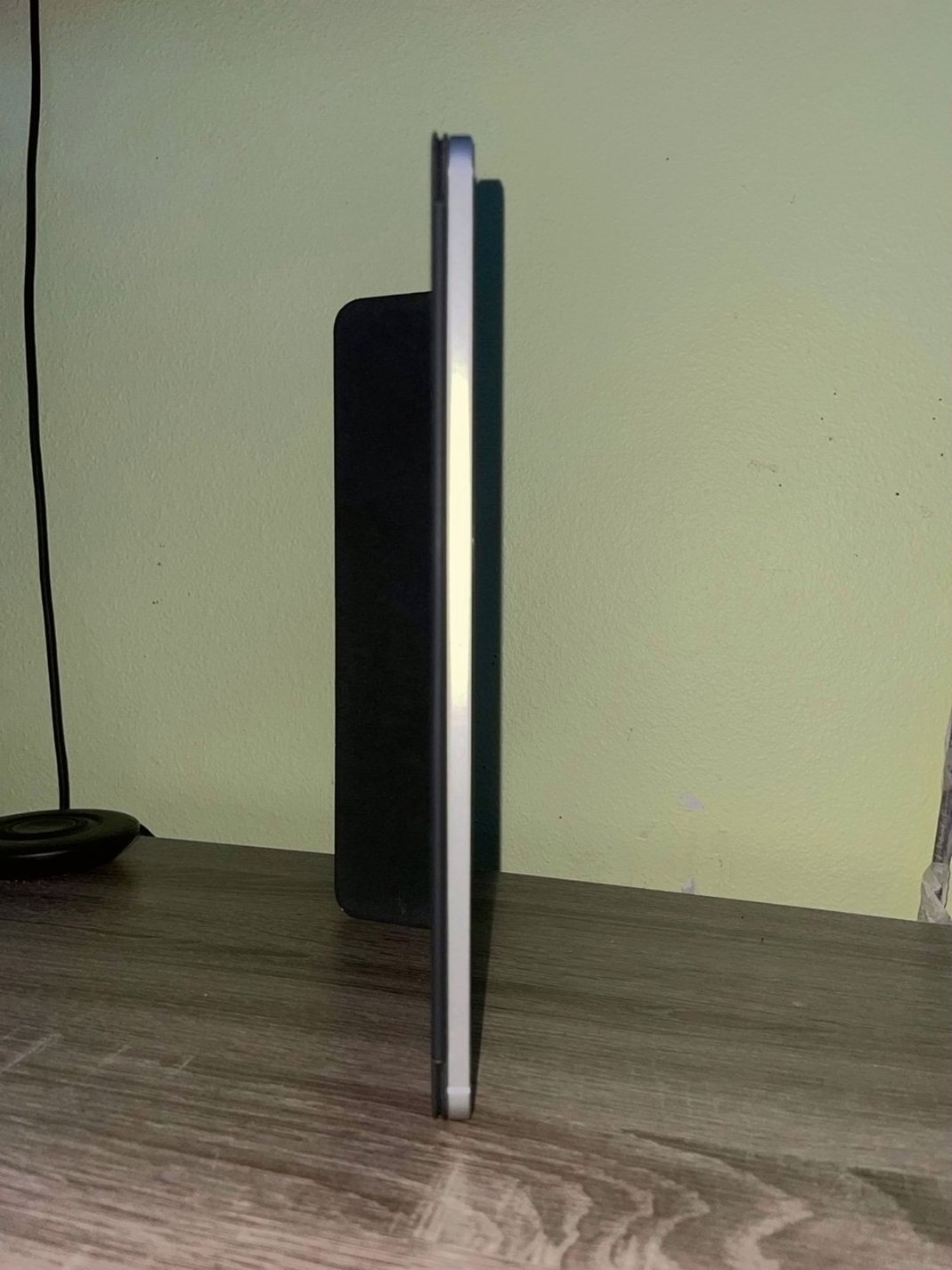 Apple iPad Pro 12.9in 5th Gen 127GB Silver Unlocked - Used image 3