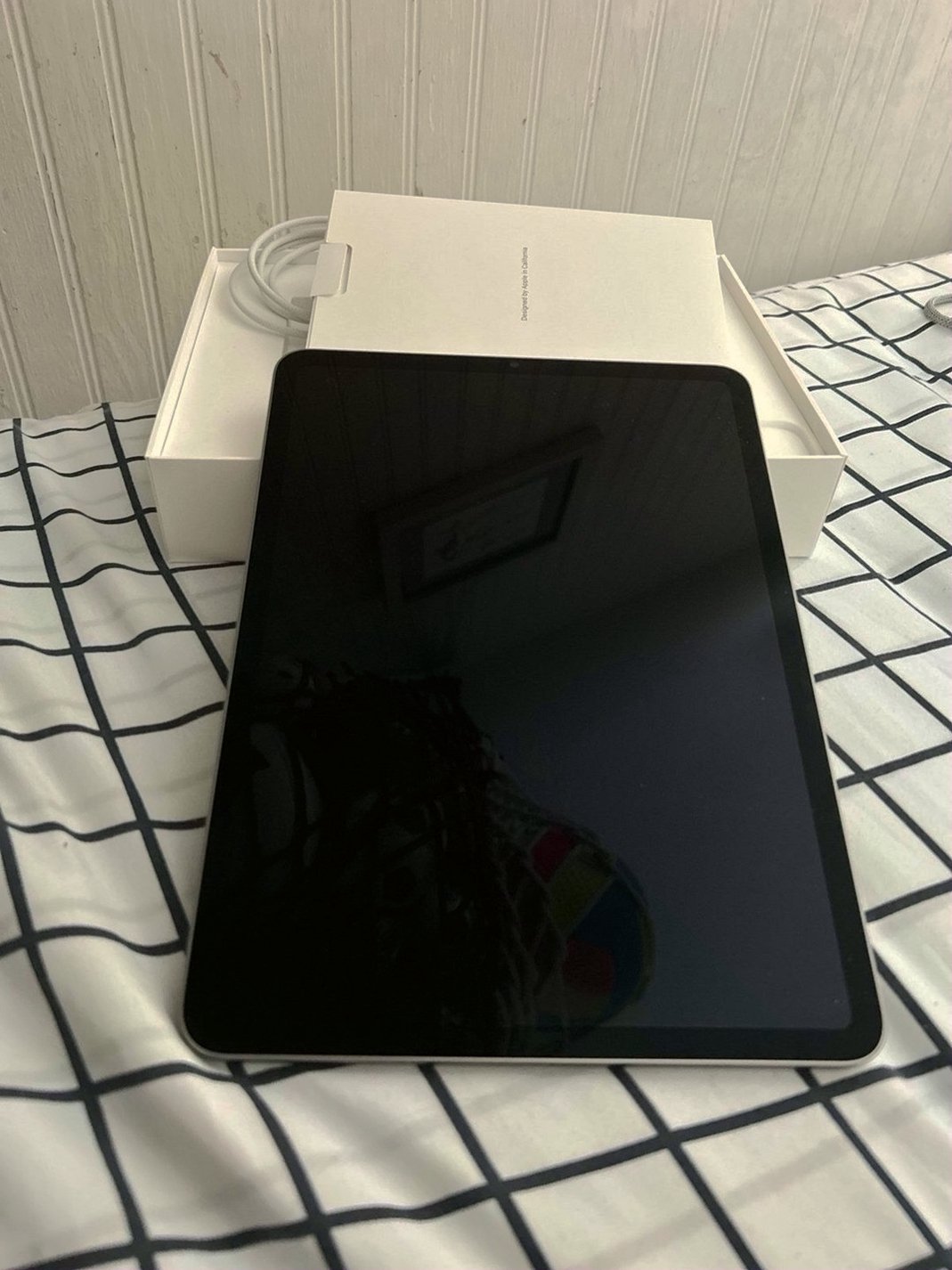 Apple iPad Pro 11 inch 512GB Space Grey Unlocked - Used image 3