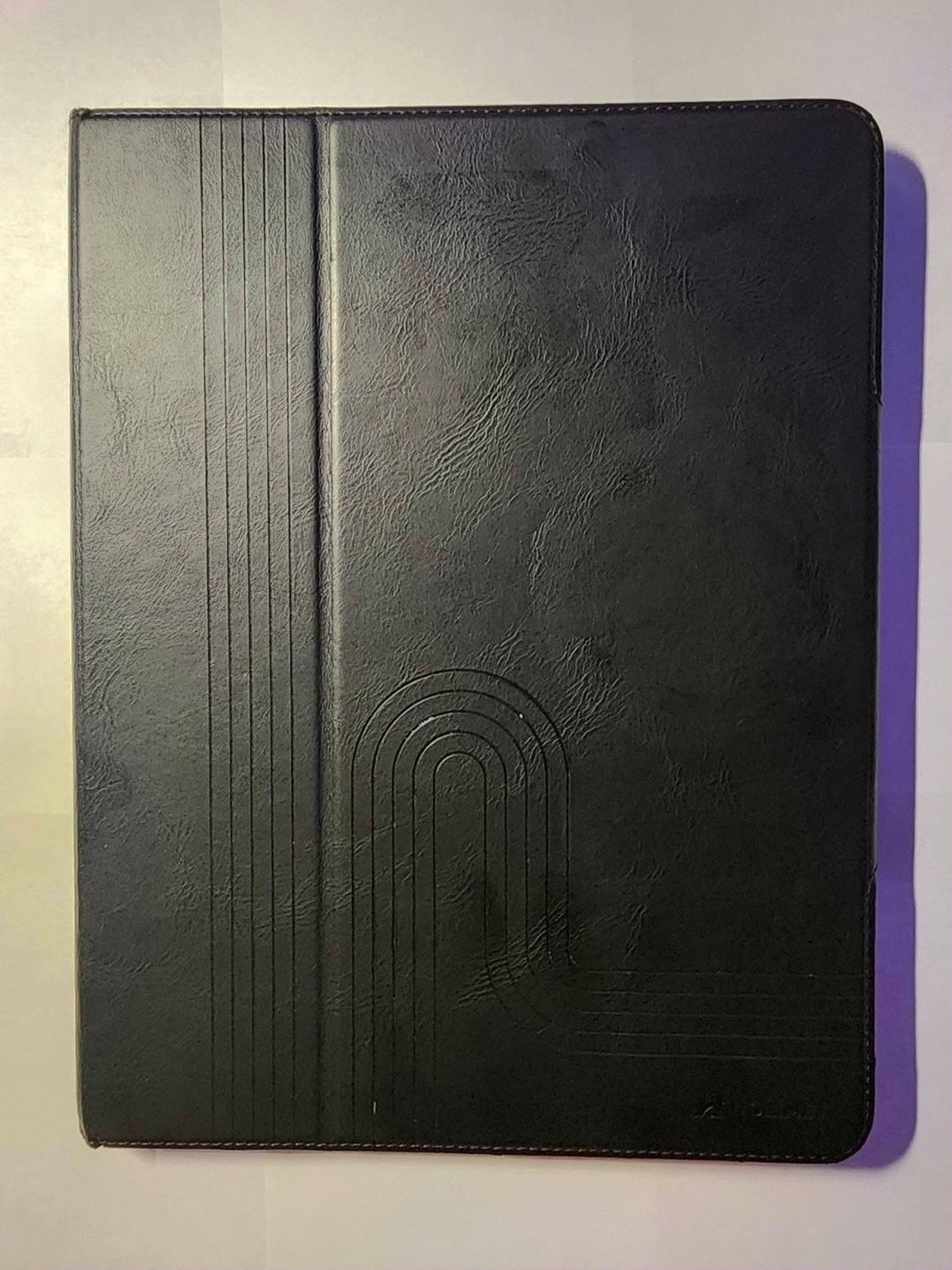 Apple iPad Pro 11inch 64GB Space Gray Unlocked - Used image 3