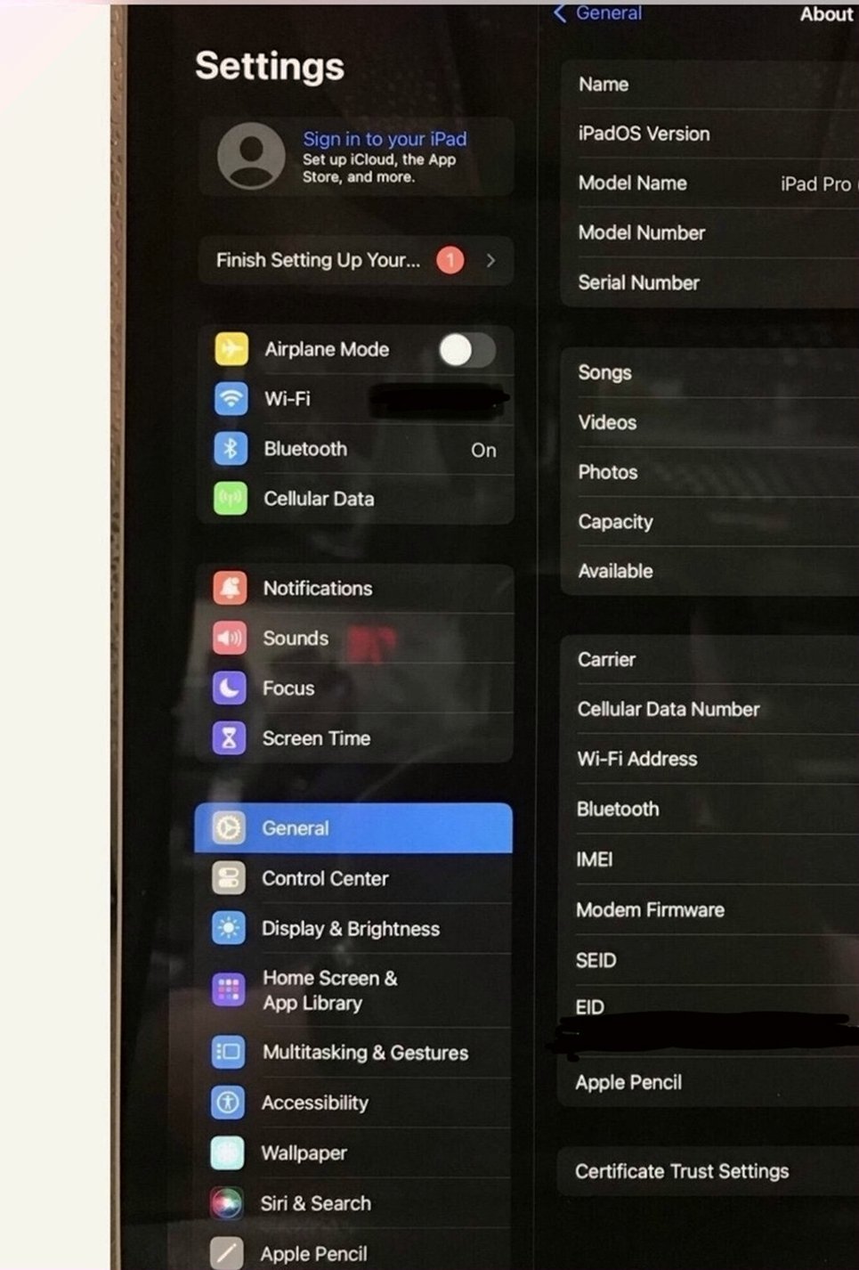 Apple iPad Pro 12.9" 4th Gen 256GB Gray Unlocked - Used image 2