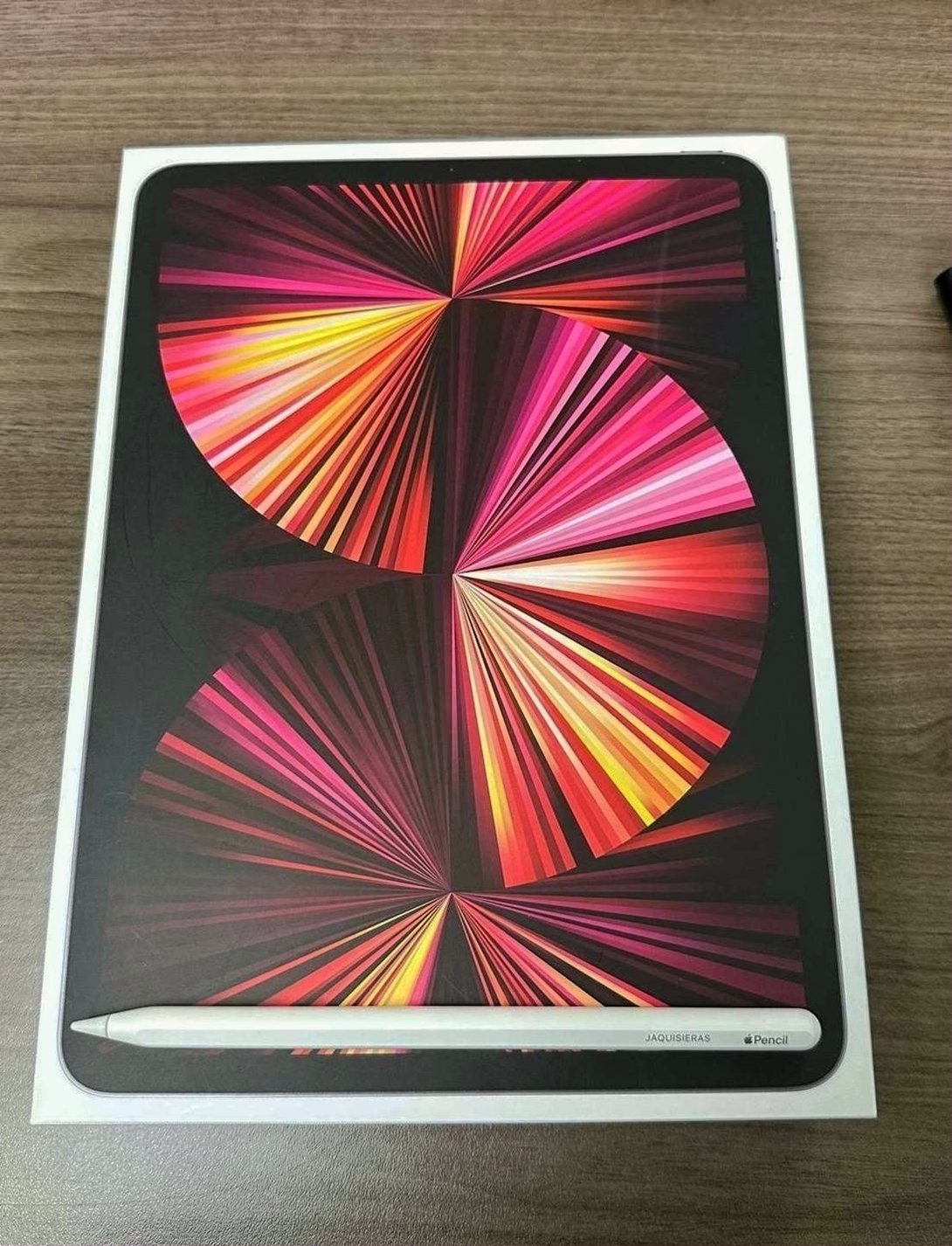 Apple iPad Pro 11-inch 3rd Gen 128GB Silver Unlocked - Used