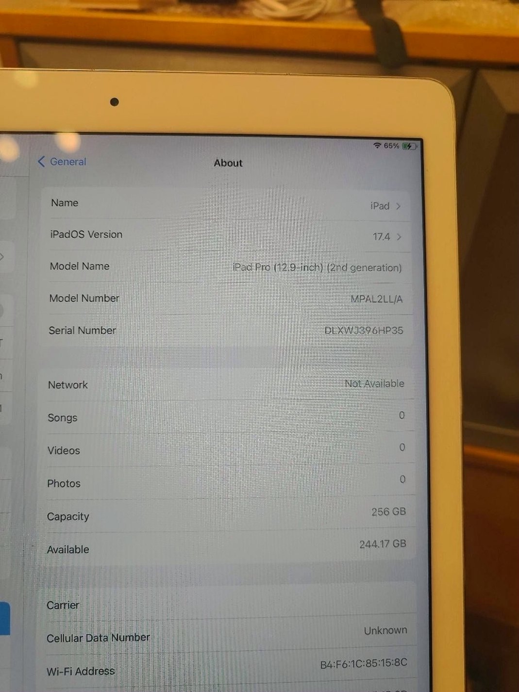 Apple iPad Pro 12.9 Inch 256GB Space Gray Unlocked - Used image 2