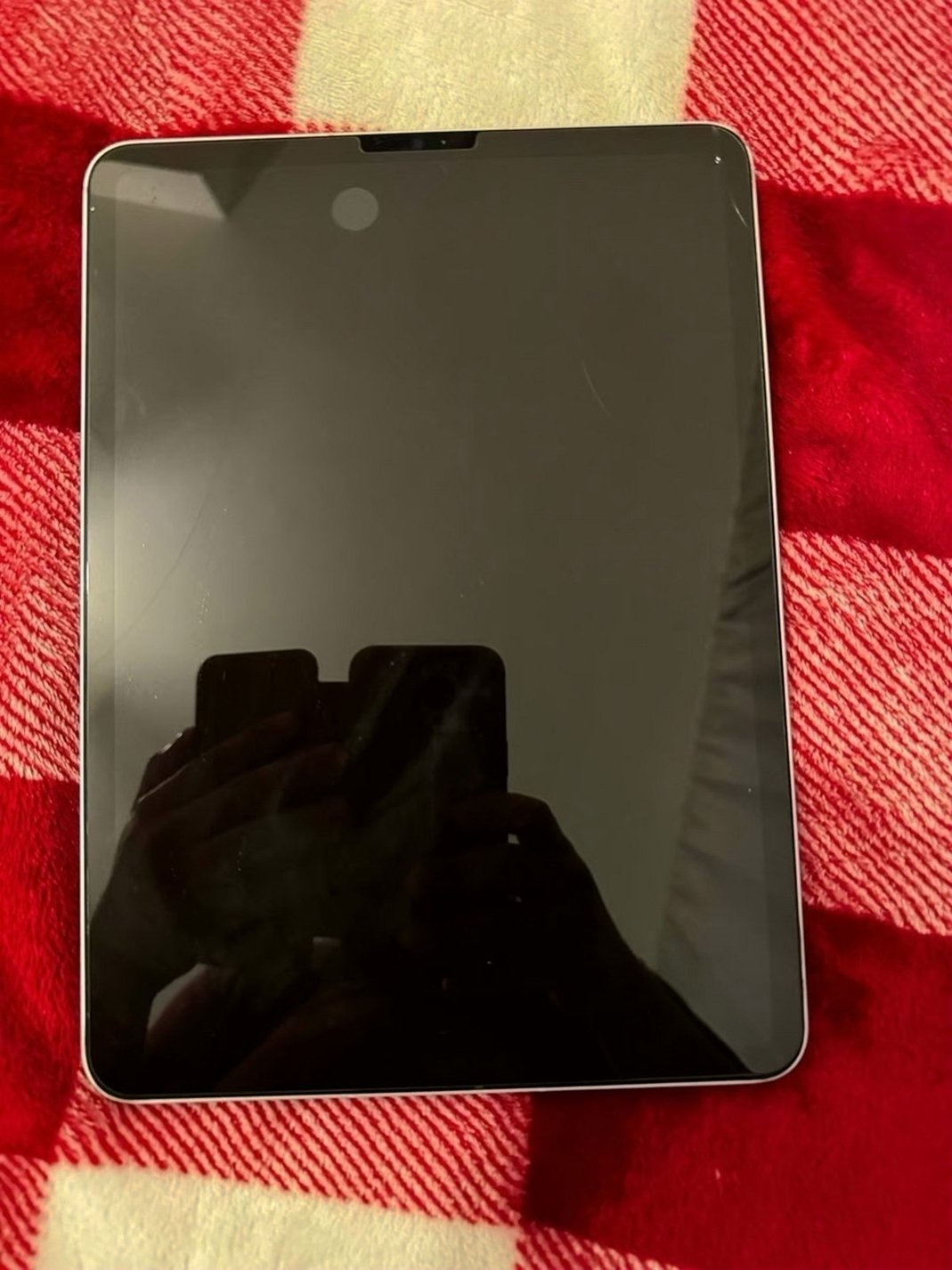 Apple iPad Pro 3rd Generation 256GB Silver Unlocked - Used image 2