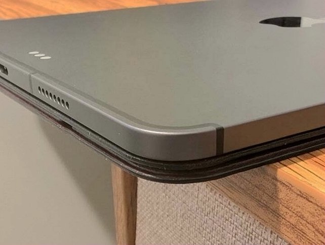 Apple iPad Pro M1 11-inch 512GB Space Gray Unlocked - Used image 2
