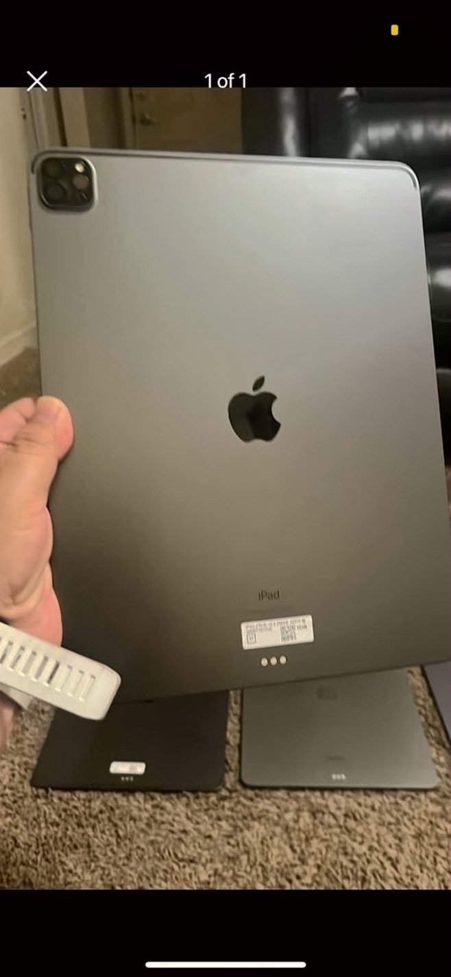 Apple iPad Pro 12.9 5th Generation WiFi and LTE Unlocked - Used