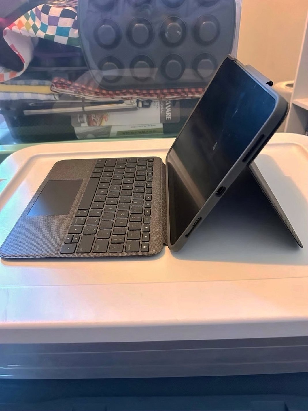Apple iPad Pro 11 inch 3rd Generation Unlocked Used image 2