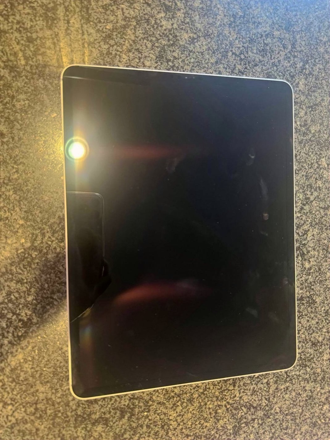 Apple iPad Pro 3rd Generation 256GB Unlocked Used