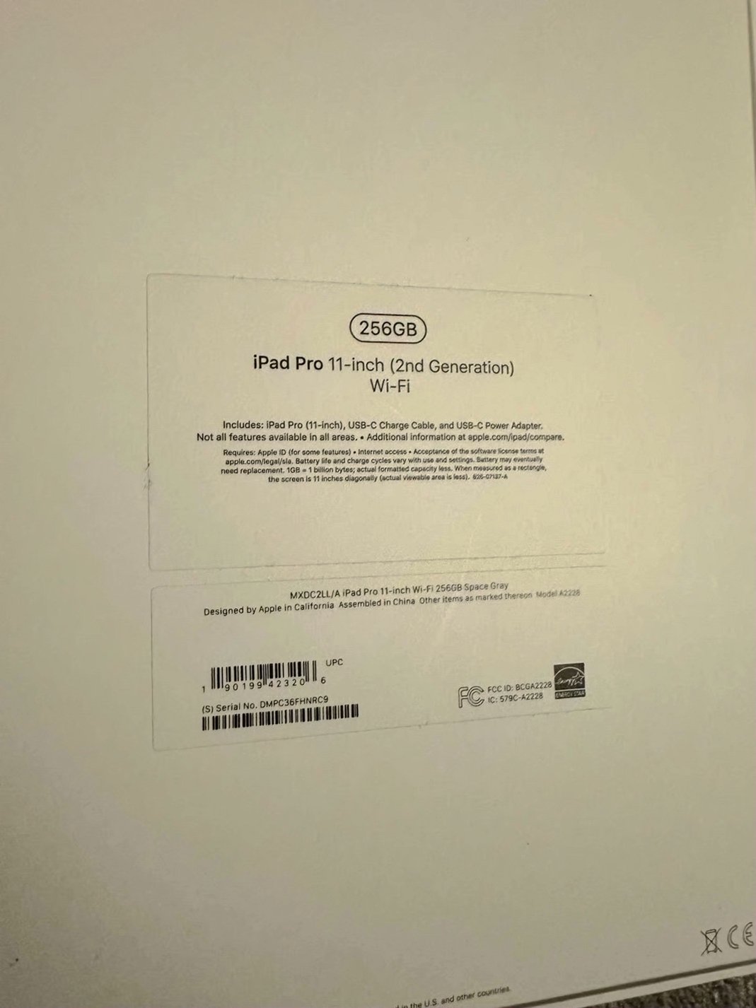 Apple iPad Pro 2nd Generation 256GB Space Gray Unlocked - Used image 5