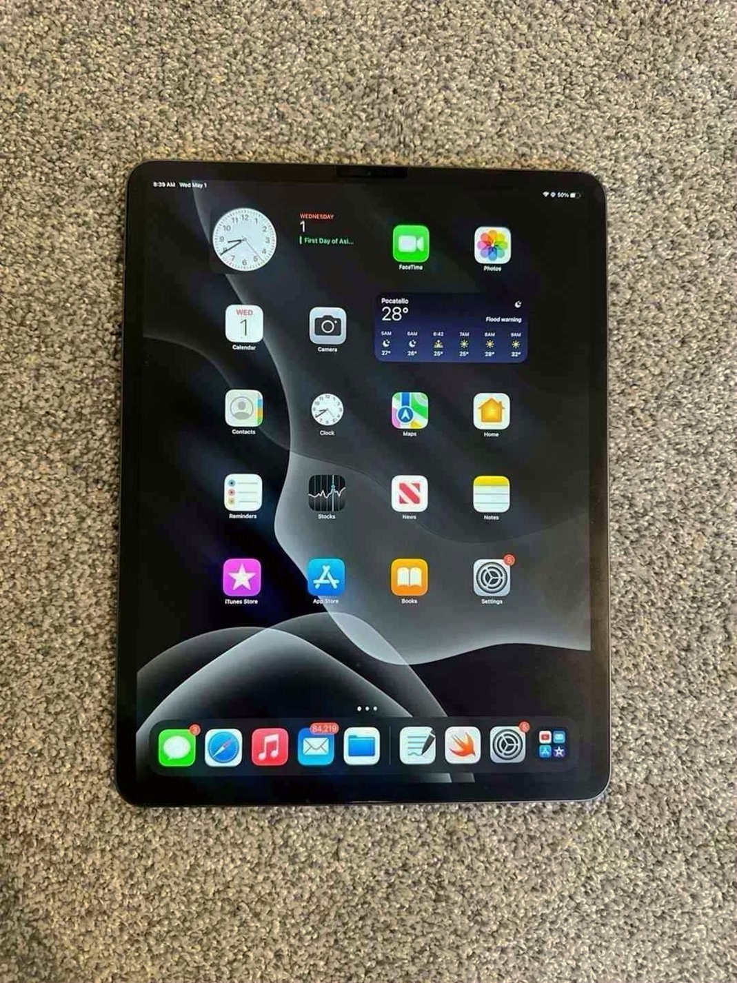 Apple iPad Pro 4th Generation 128GB Space Gray Unlocked - Used image 3