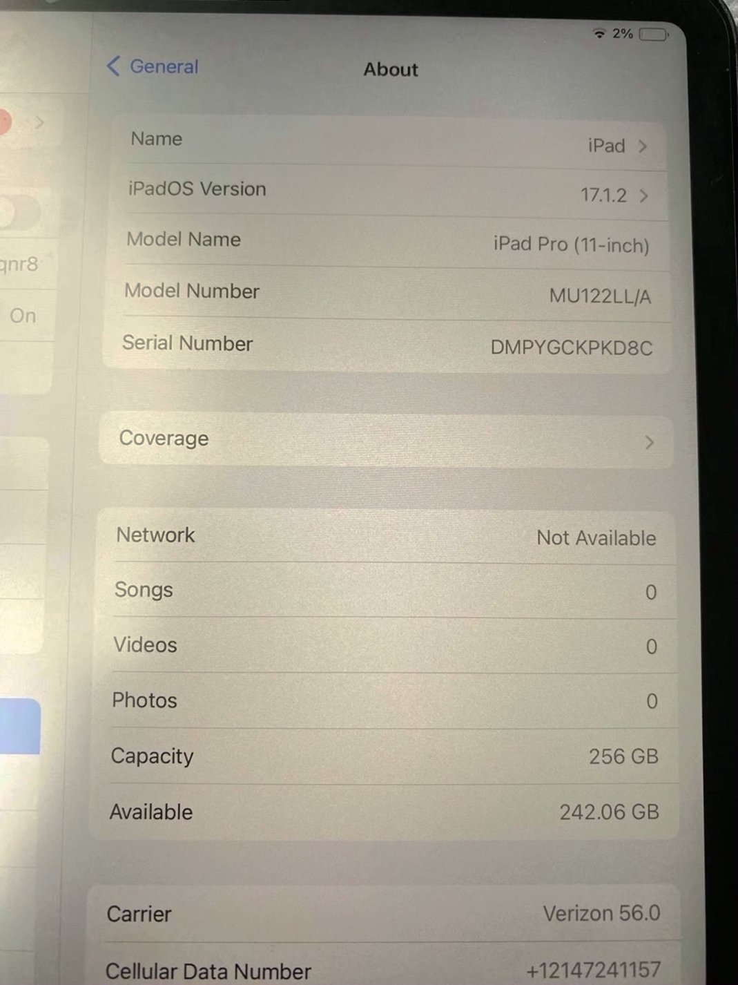 Apple iPad Pro 11 1st Gen 256GB Space Gray Unlocked - Used image 4