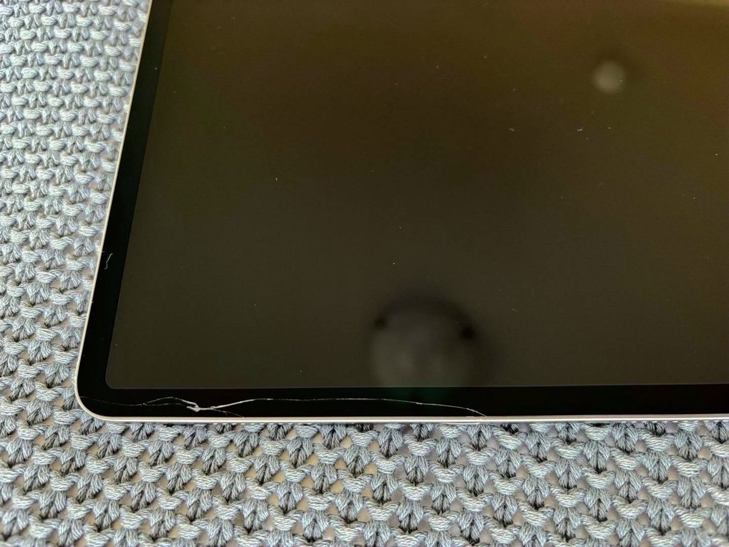 Apple iPad Pro 12.9-inch 512GB Space Gray WiFi Only Unlocked - Used image 2
