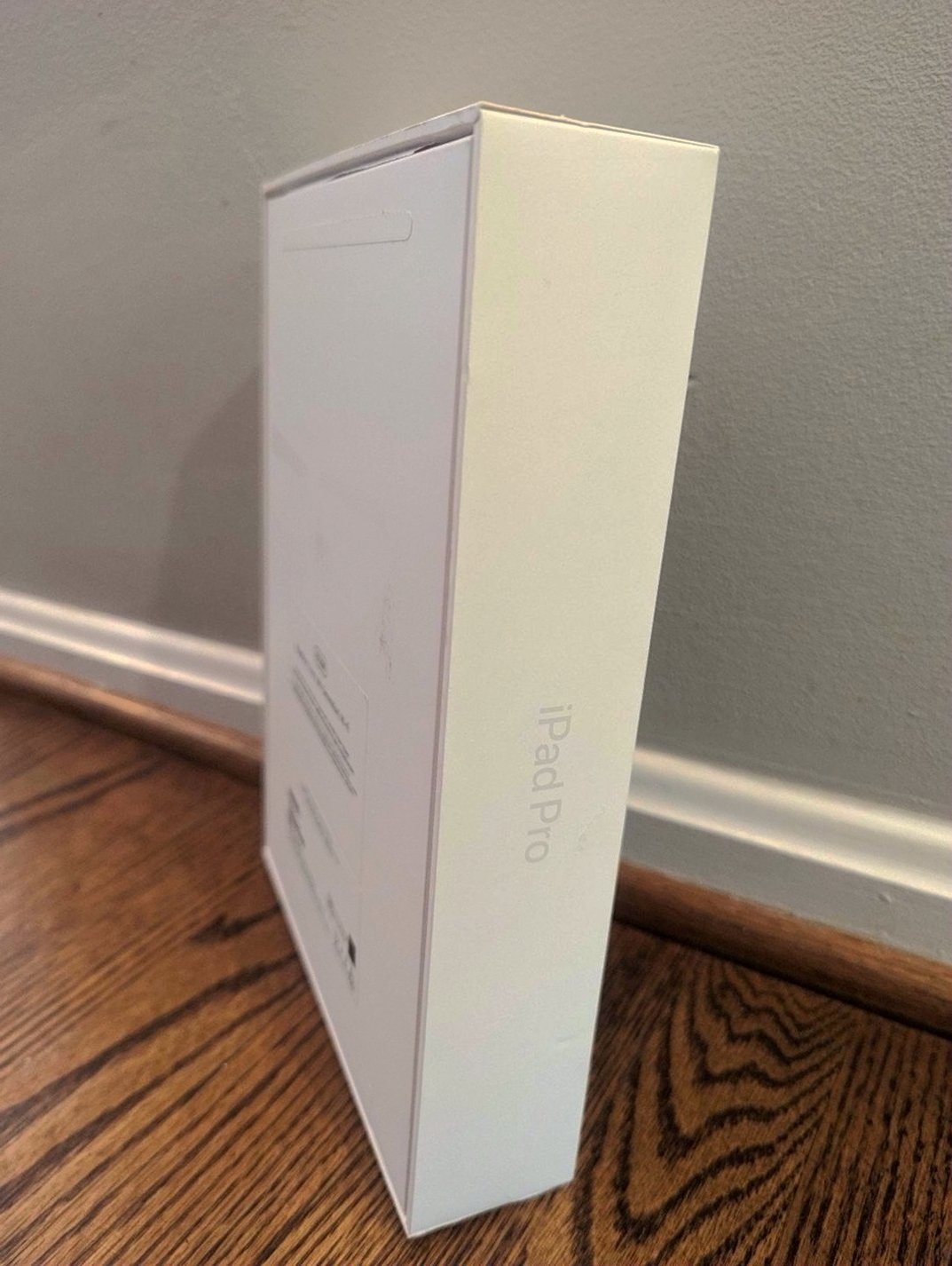 Apple iPad Pro 11-inch 512GB Space Gray Unlocked - Used image 3