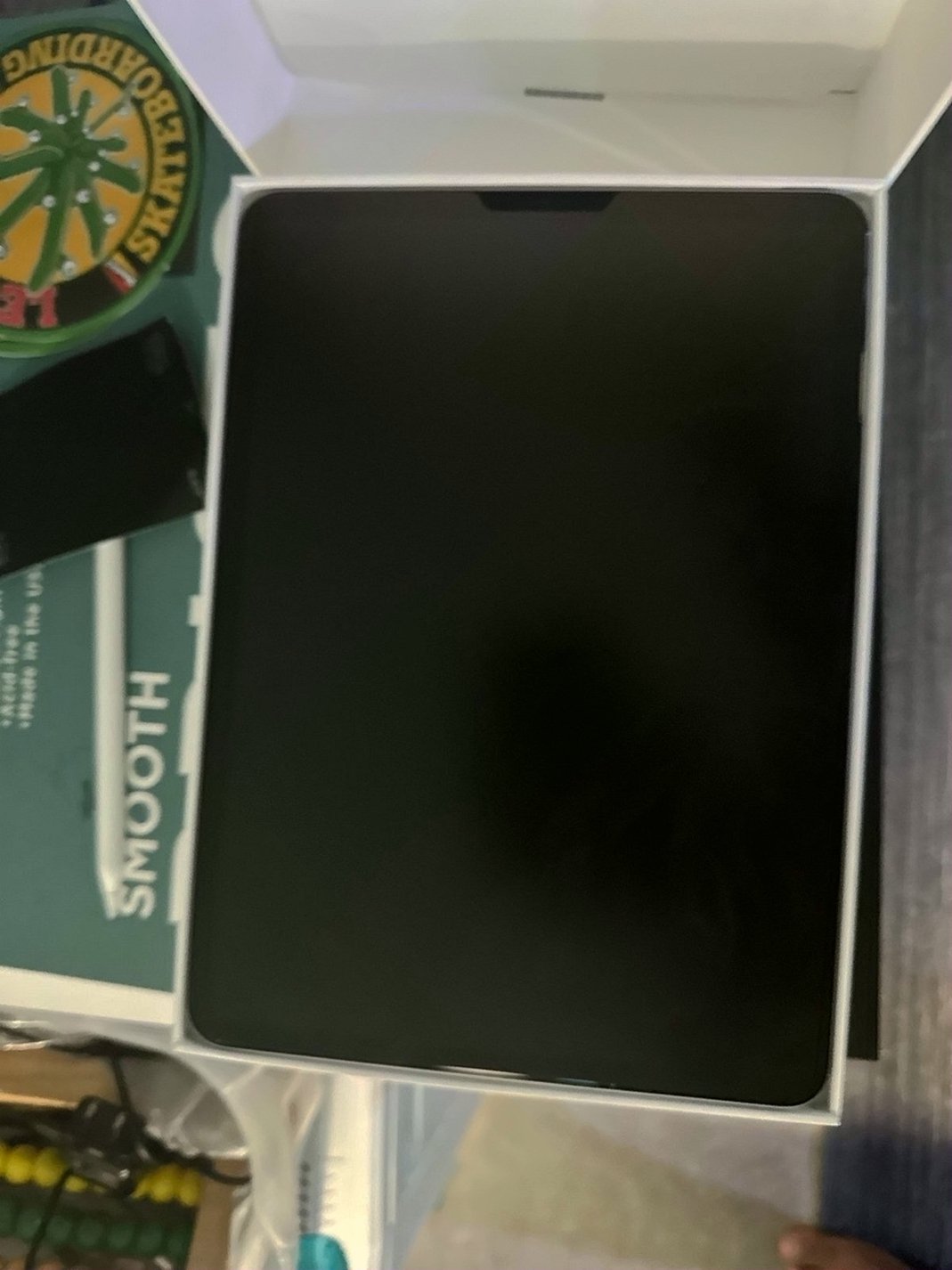 Apple iPad Pro 4th Generation 128GB Unlocked Used image 3
